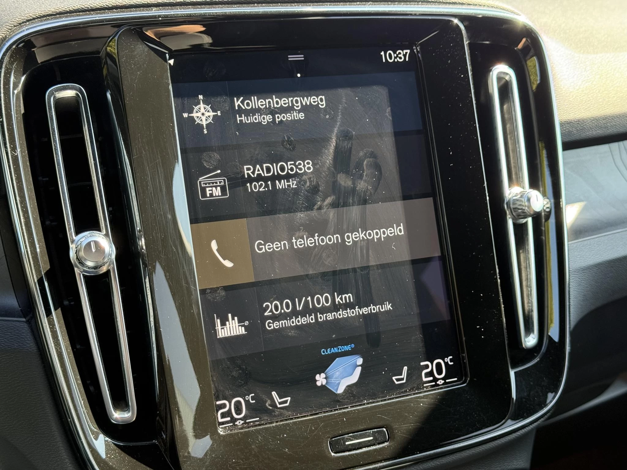 Volvo XC40 T4 Plug-in hybrid Plus Dark