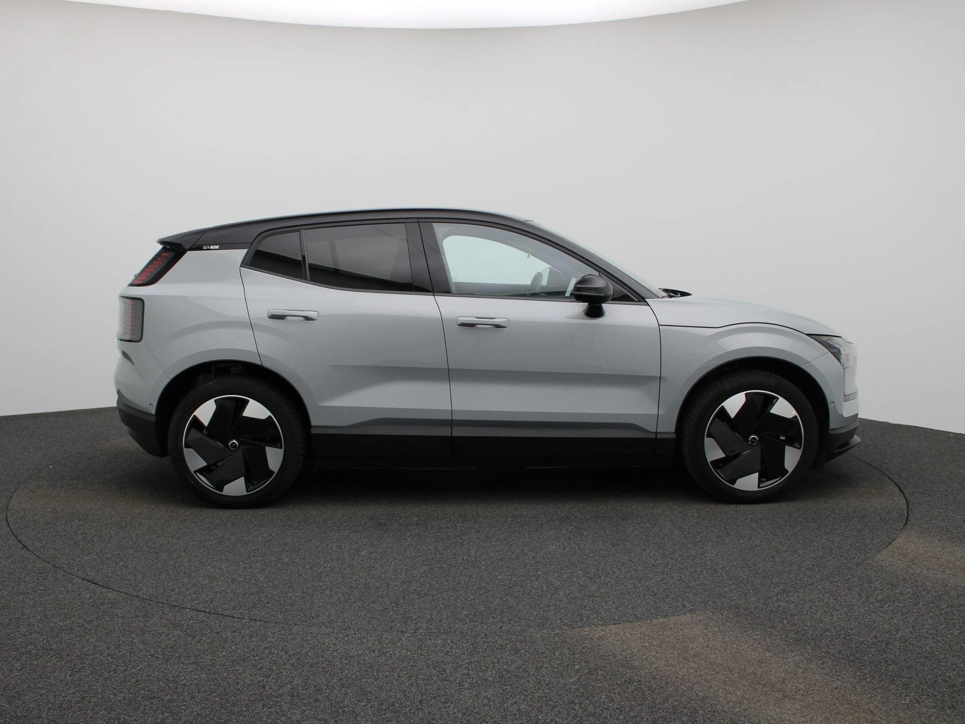 Volvo-EX30-image-5