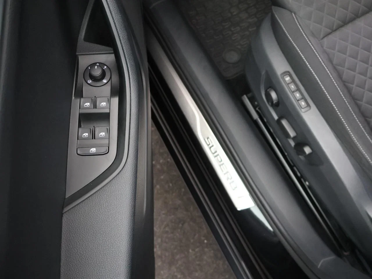 Škoda-Superb-image-6