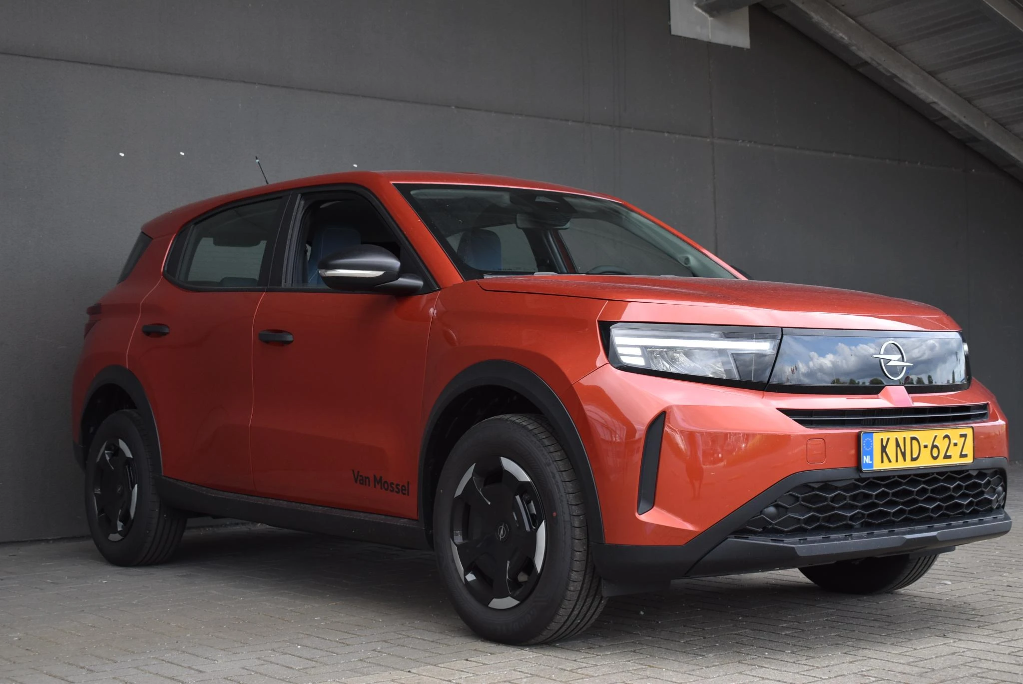 Opel-Frontera-image-2