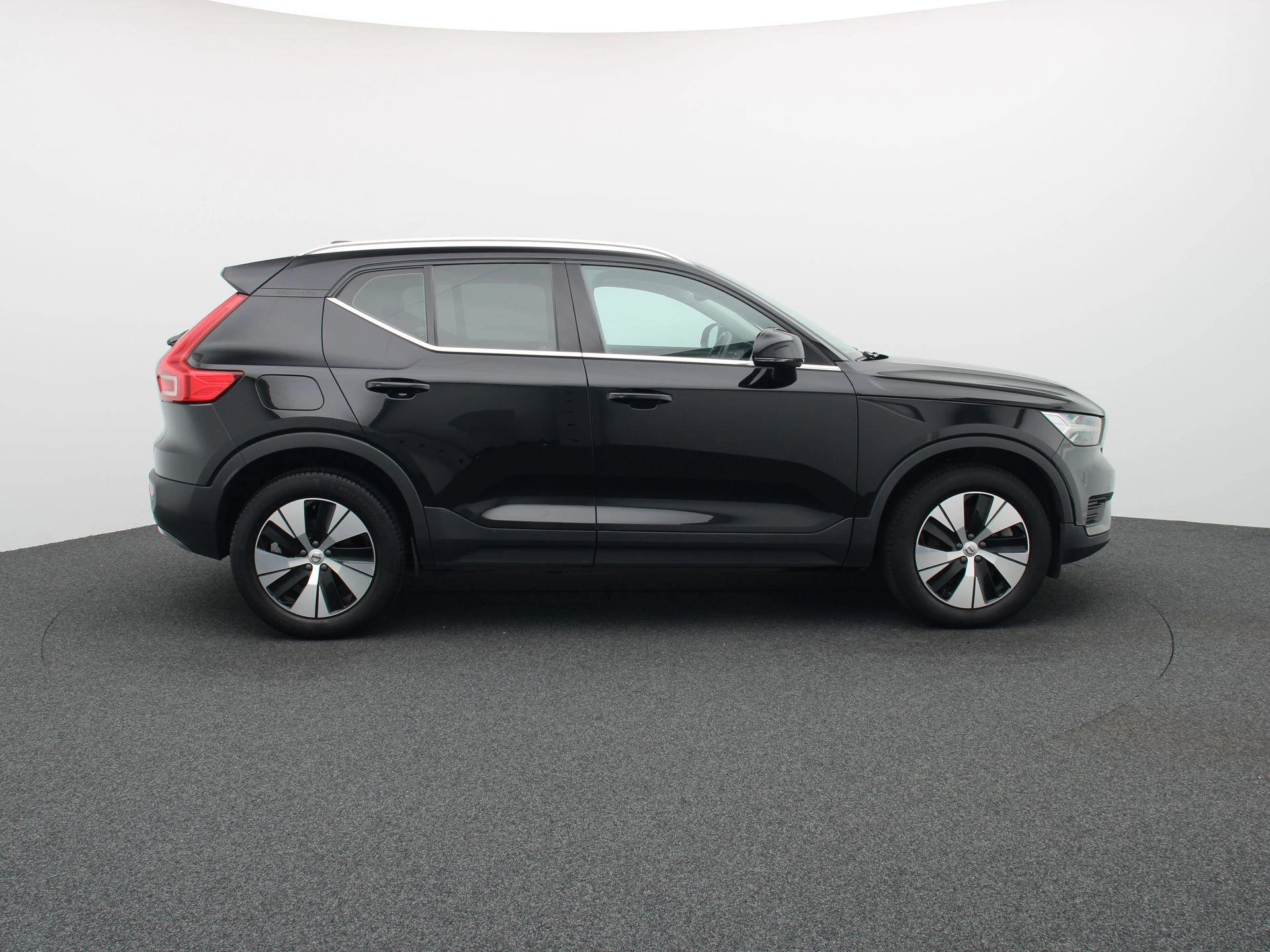Volvo-XC40-image-5