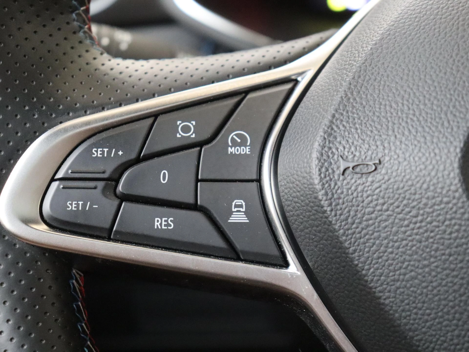 Renault-Captur-image-12