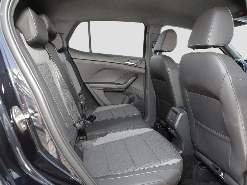 Volkswagen-T-Cross-image-11