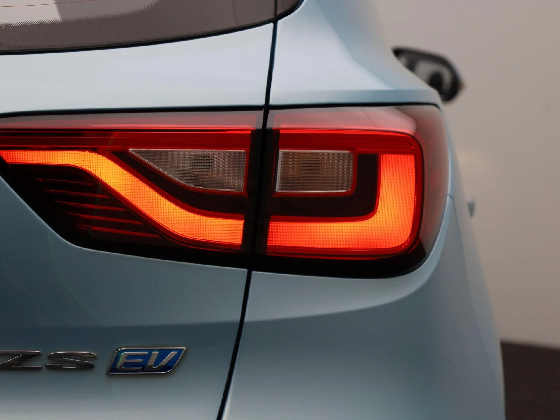 MG-ZS EV-image-33