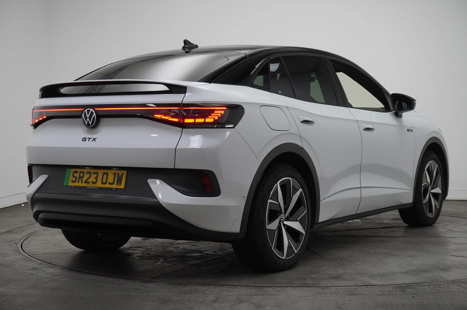 Volkswagen-ID.5-image-16