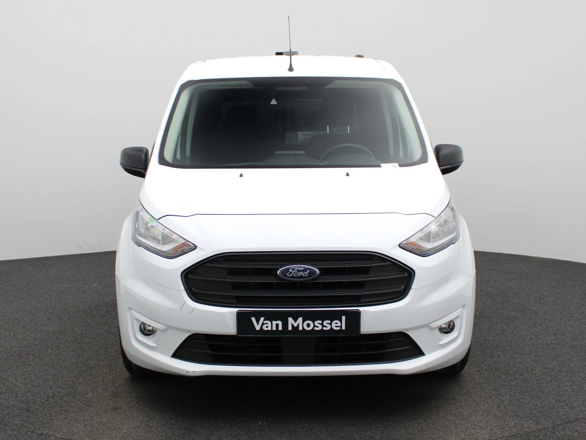 Ford-Transit Connect-image-2