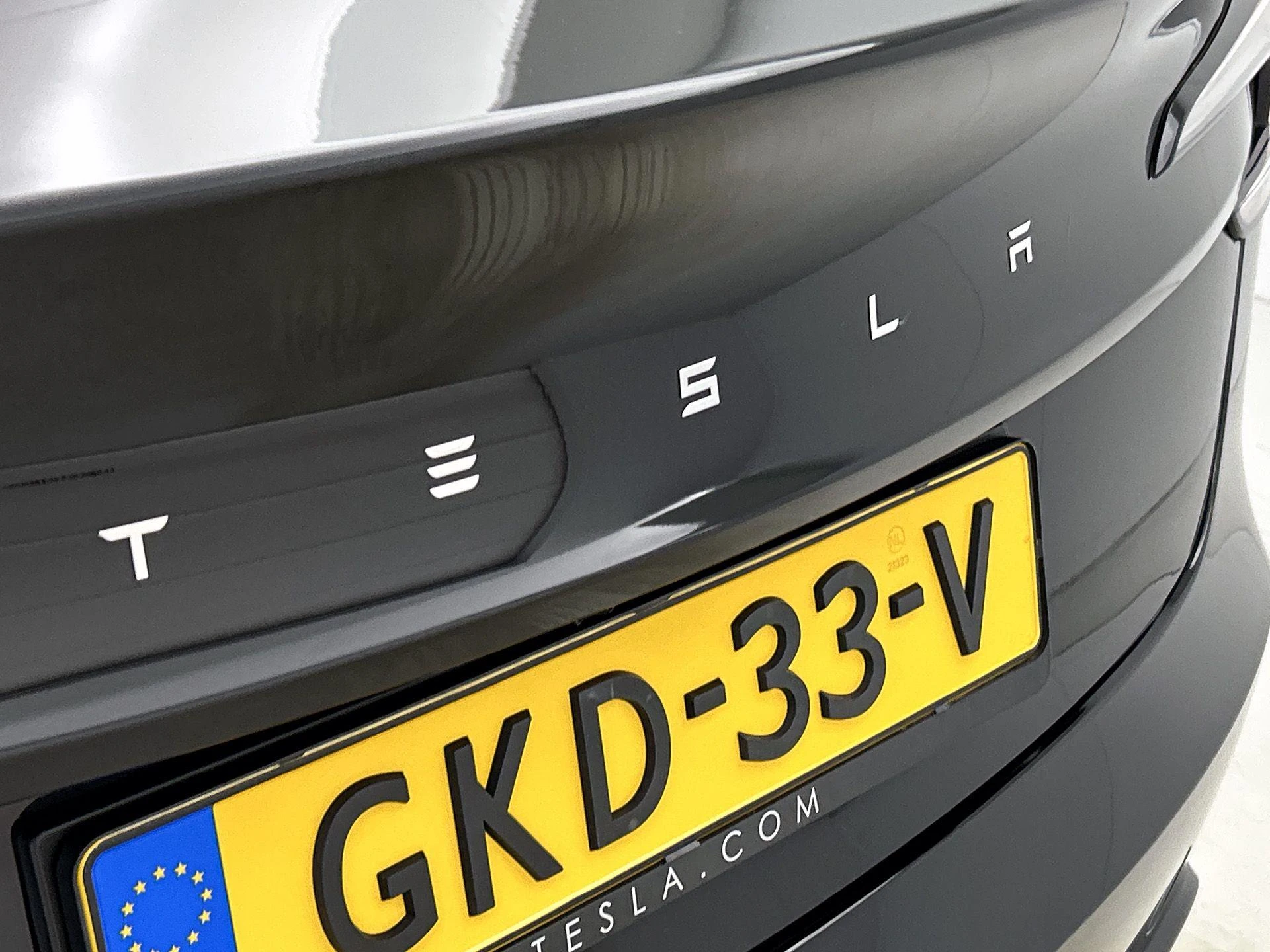 Tesla-Model 3-image-28