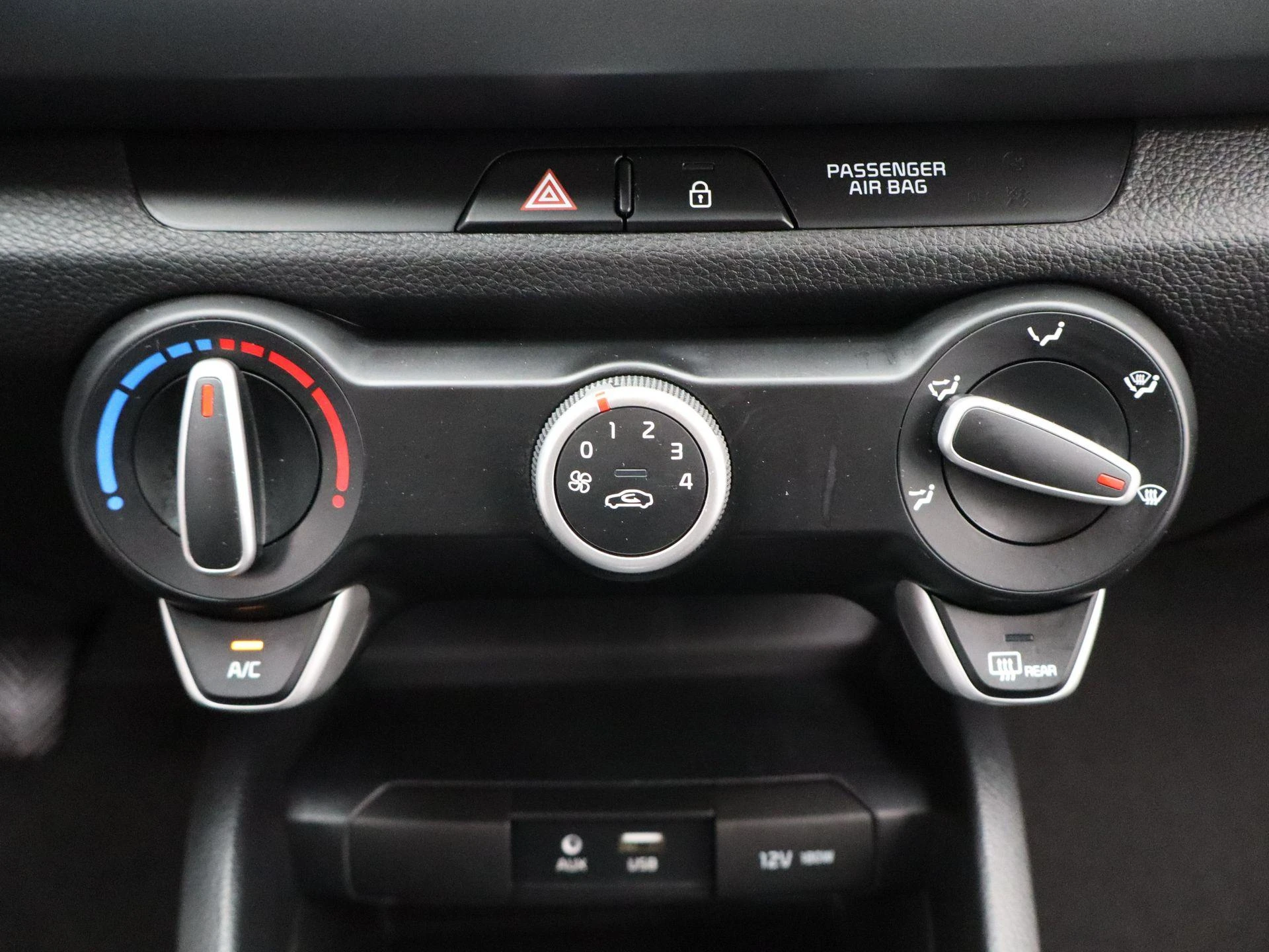 Kia-Rio-image-16