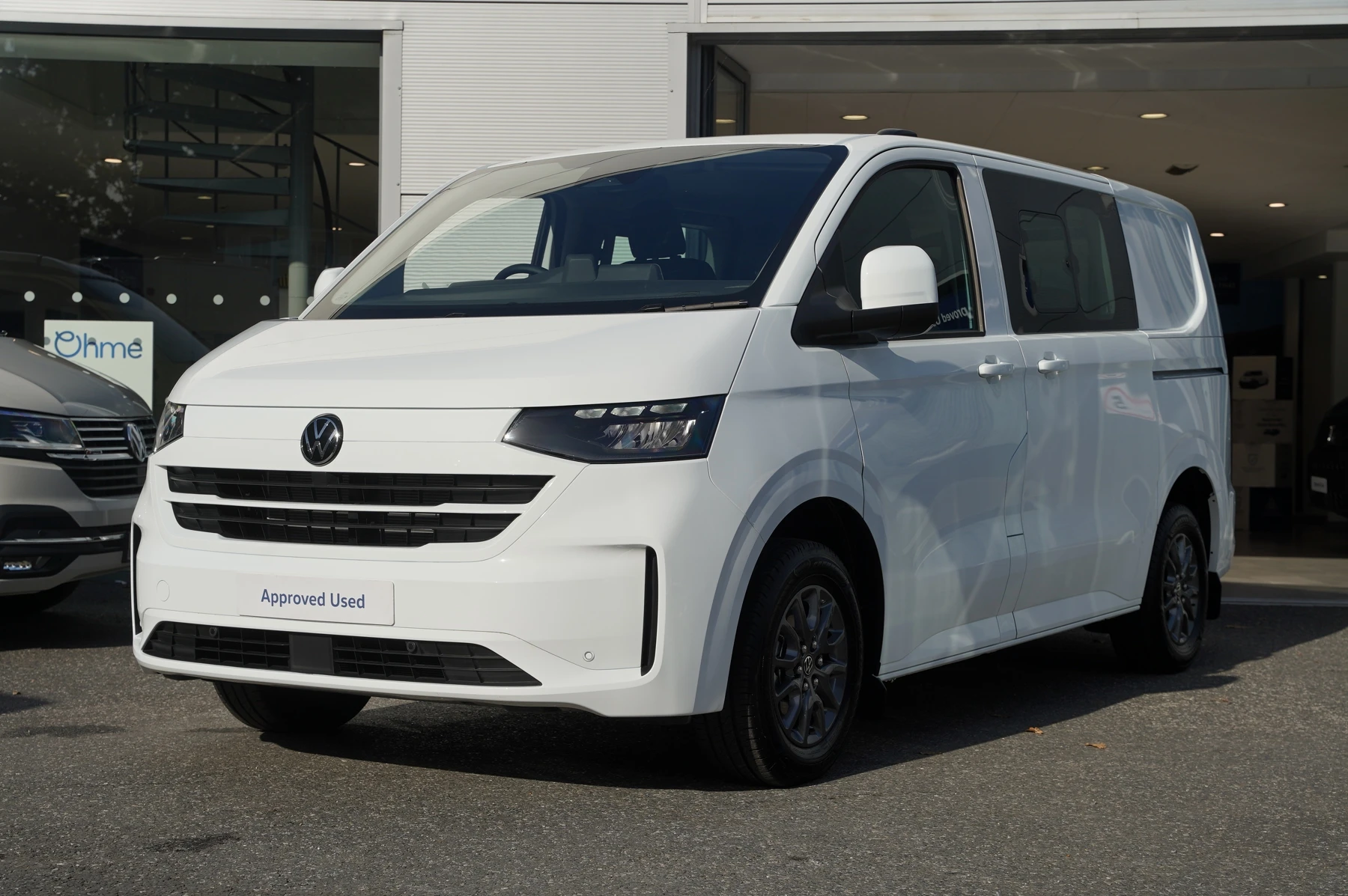 Volkswagen-Transporter-image-30