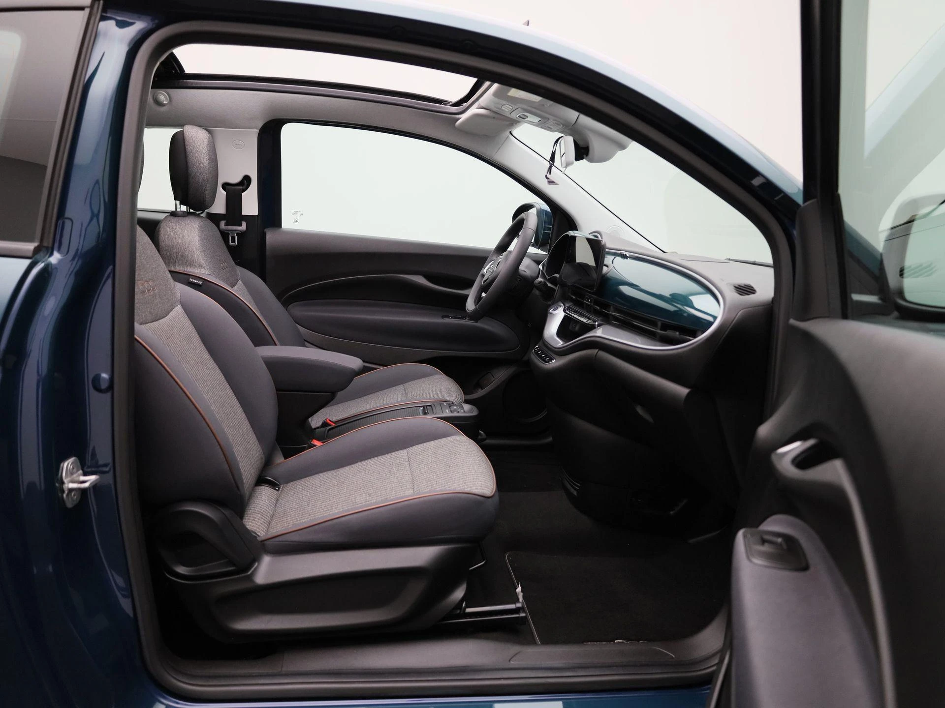 Fiat-500C-image-37