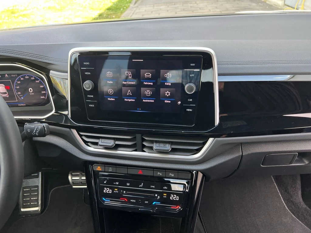 Volkswagen T-Roc 2.0 TDI DSG R-Line *Navi*Kamera*AHK*
