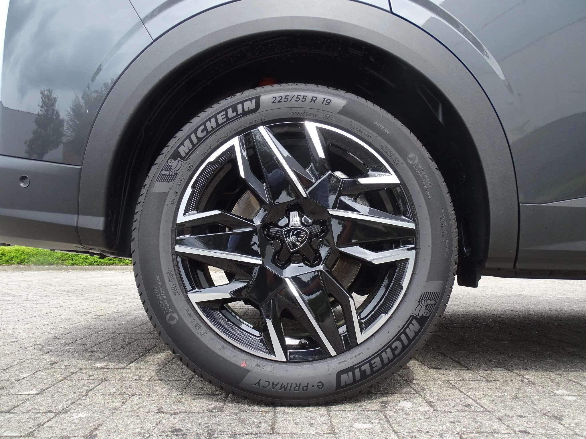 Peugeot 5008 1.2 HYBRID 145 GT +pano dak