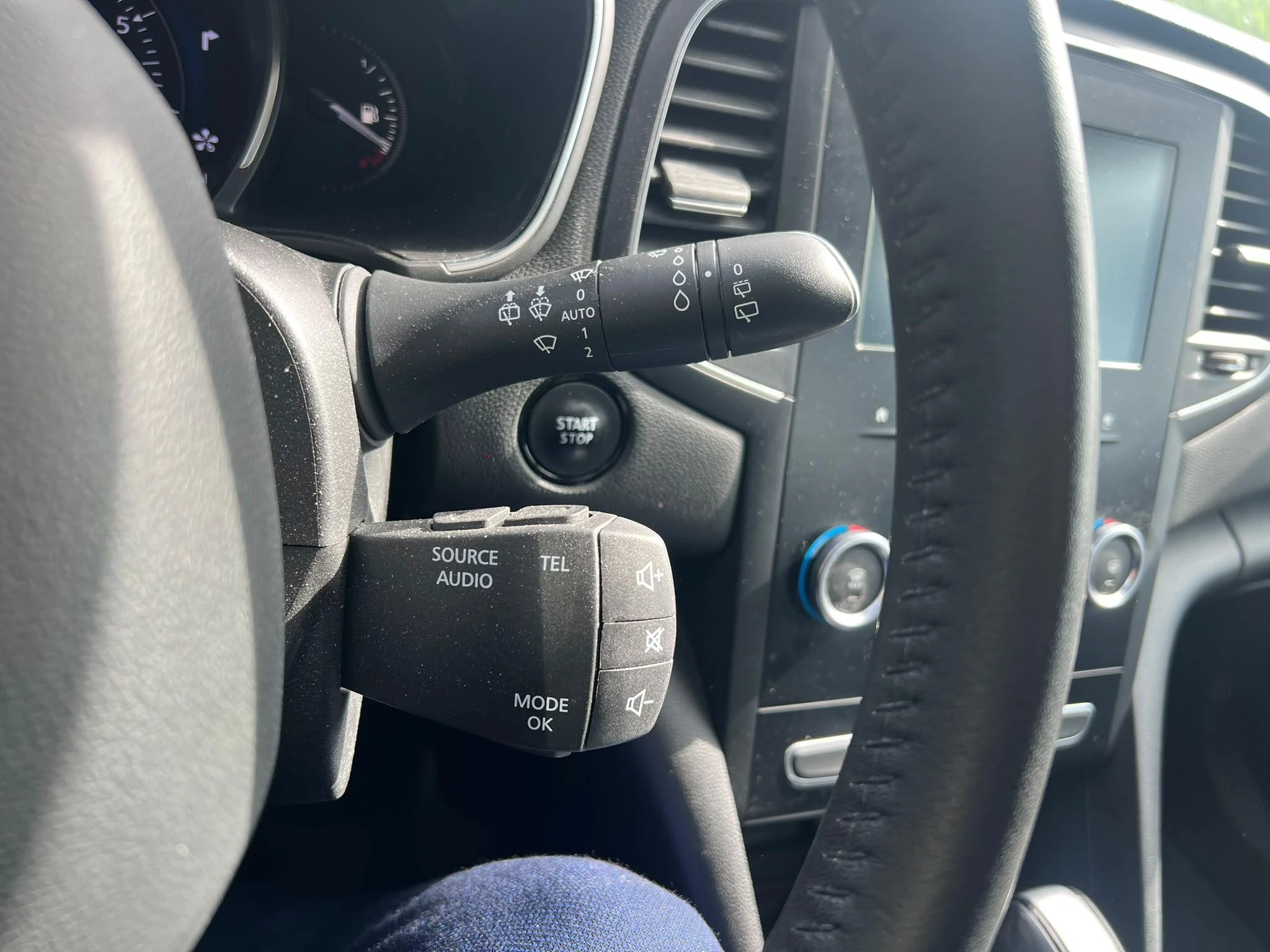 Renault Mégane Berline TCe 140 EDC GPF Intens