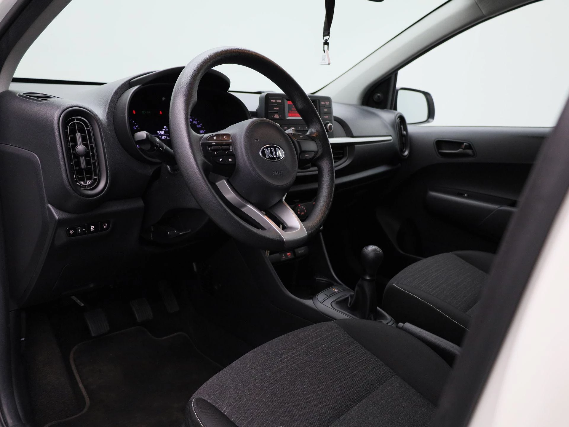 Kia-Picanto-image-24