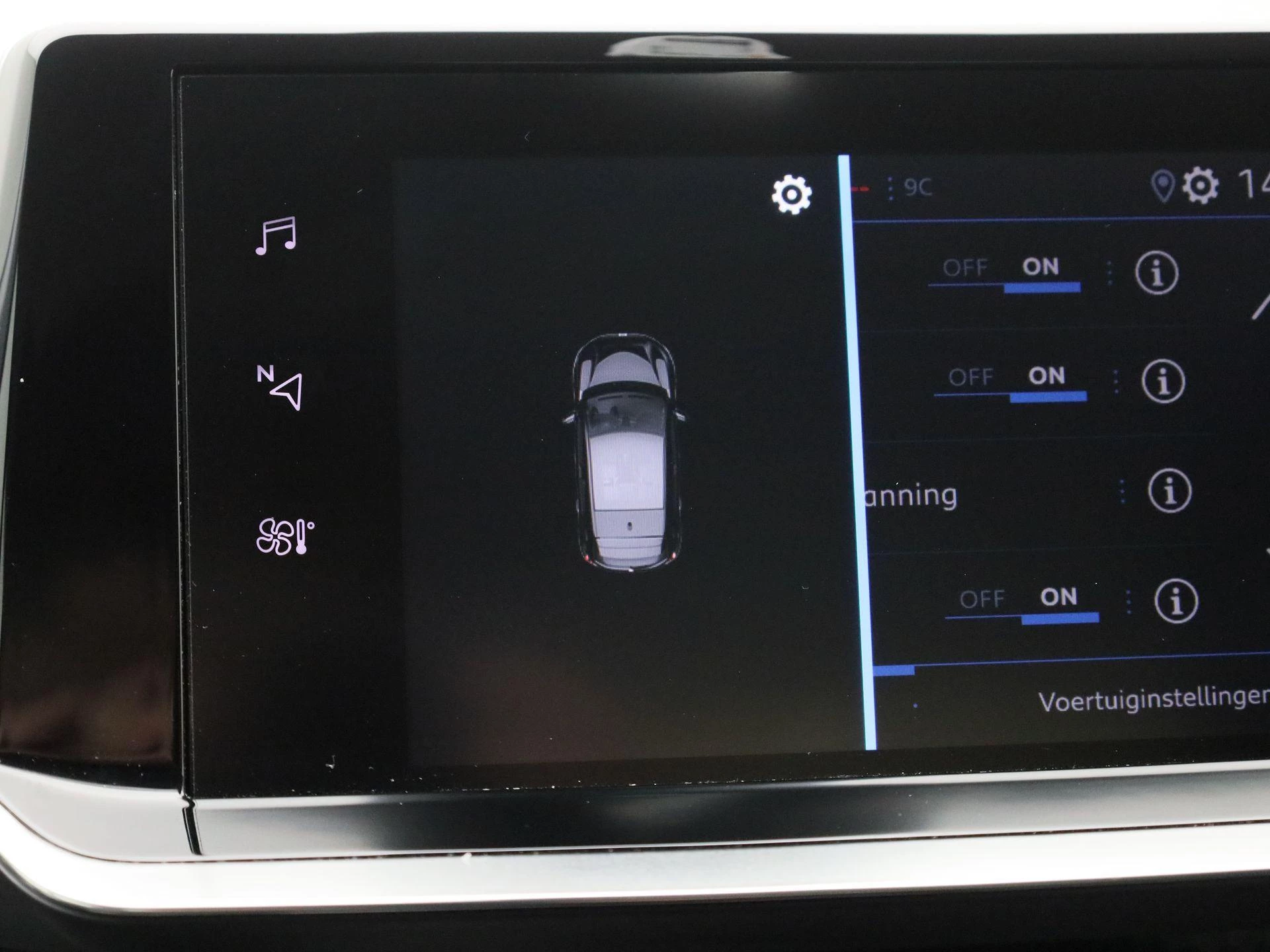 Peugeot-208-image-27