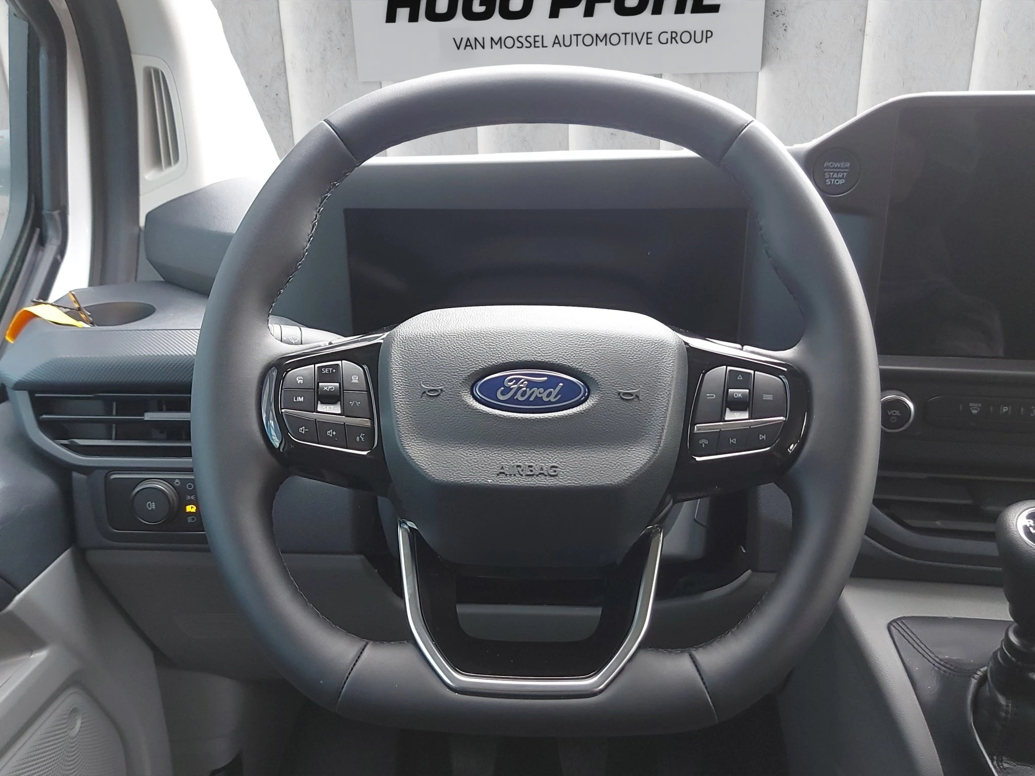 Ford-Transit Custom-image-12