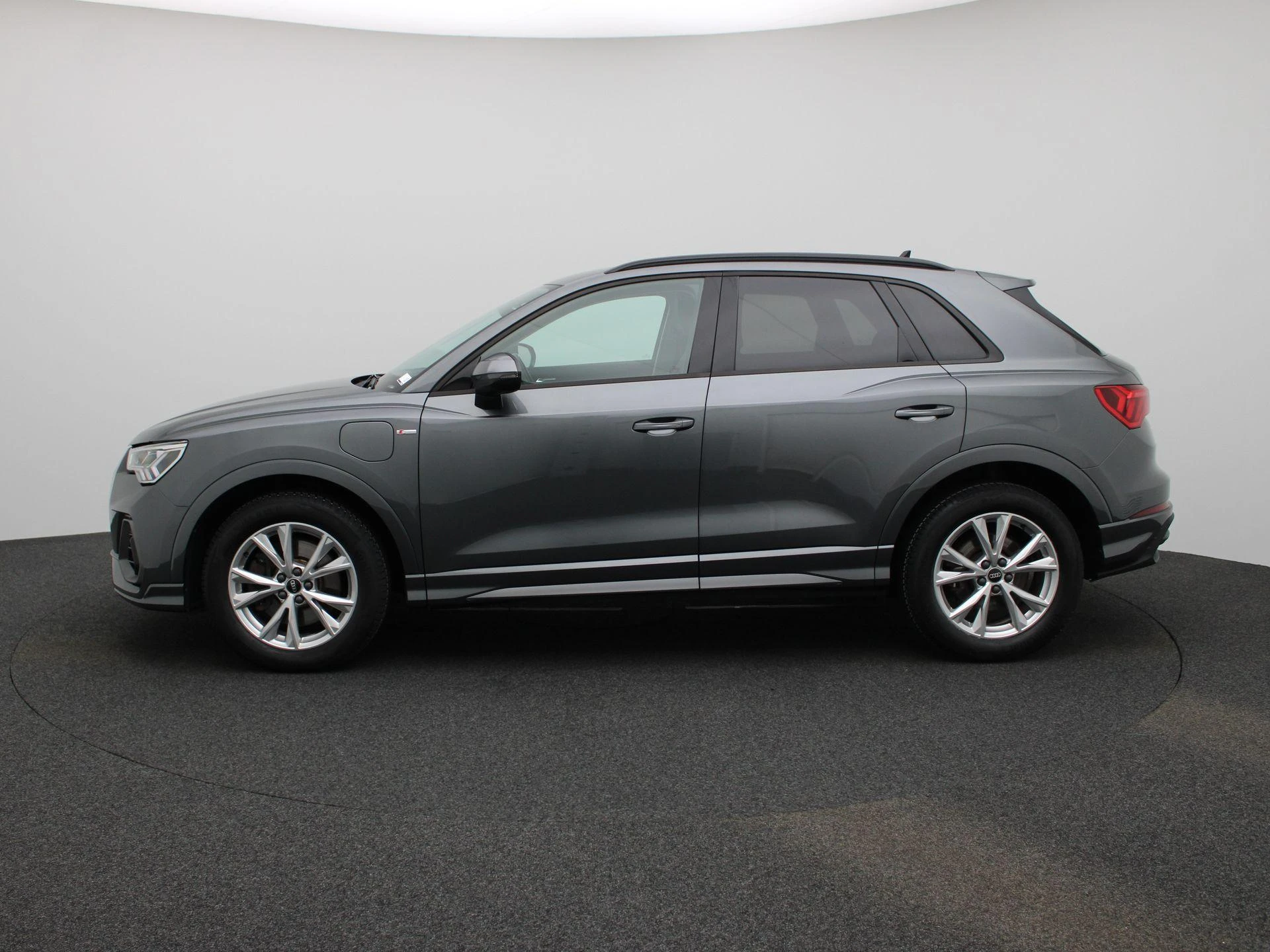 Audi-Q3-image-3