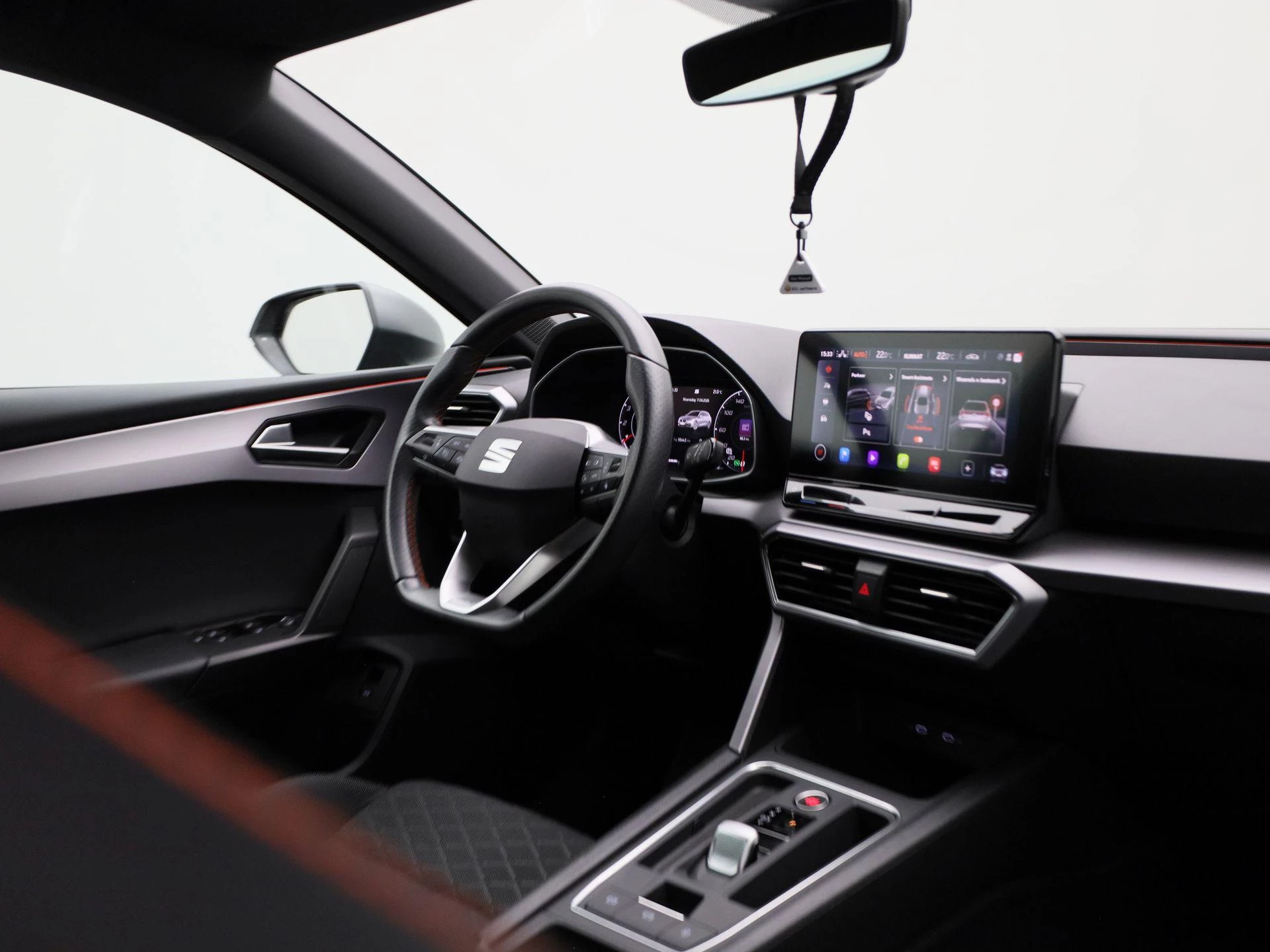 SEAT-Leon-image-35