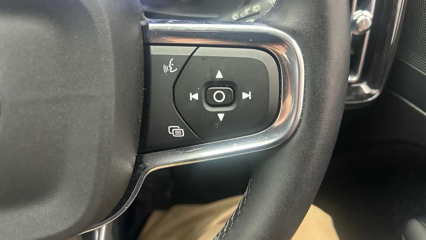 Volvo-XC40-image-29