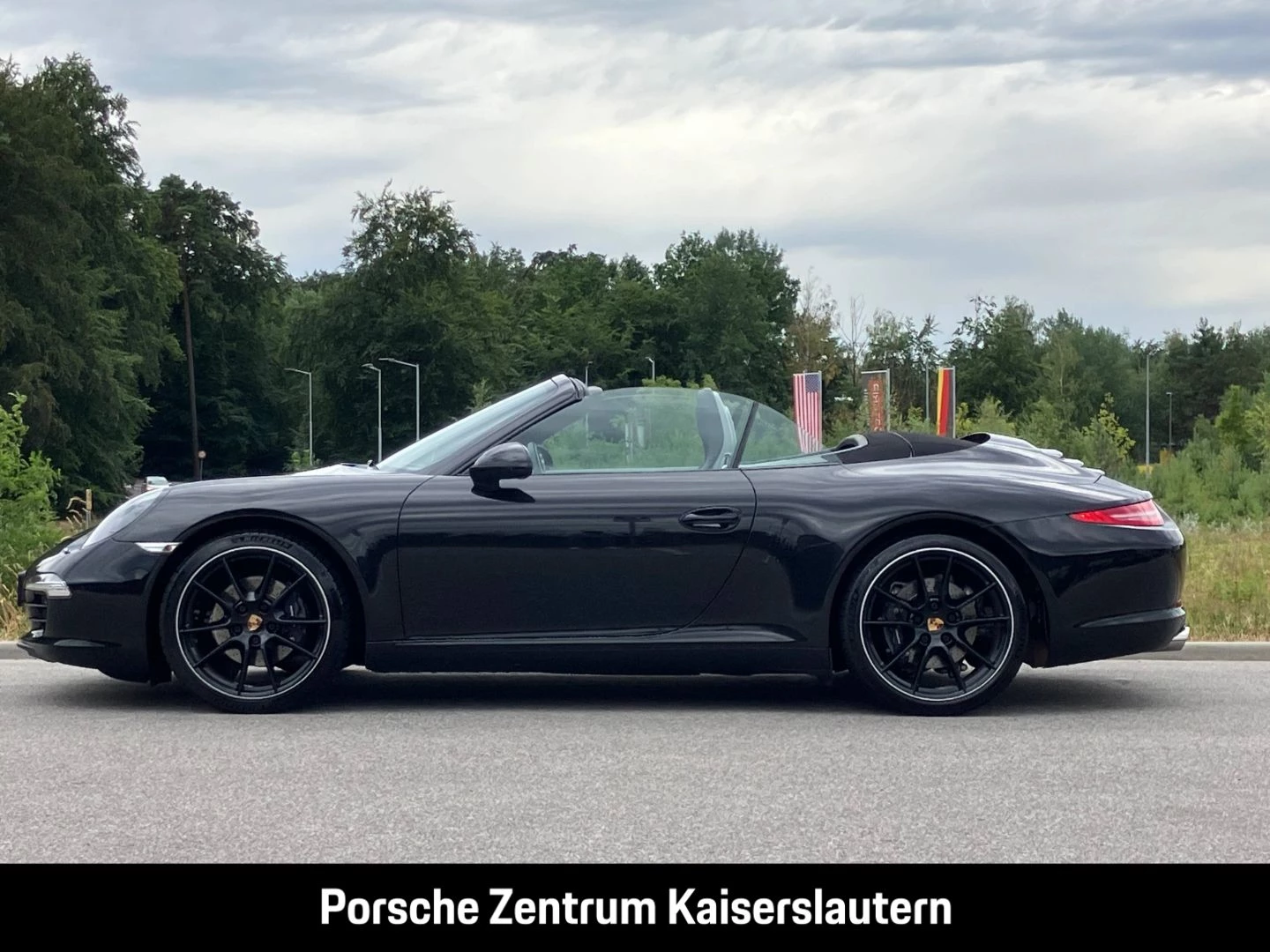 Porsche 911 991 Carrera Cabriolet Sportabgas PASM BOSE carrera