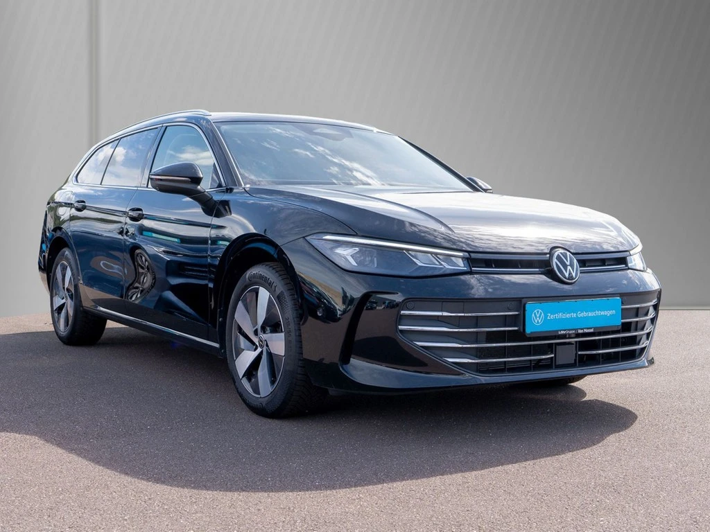 Volkswagen-Passat-image-2
