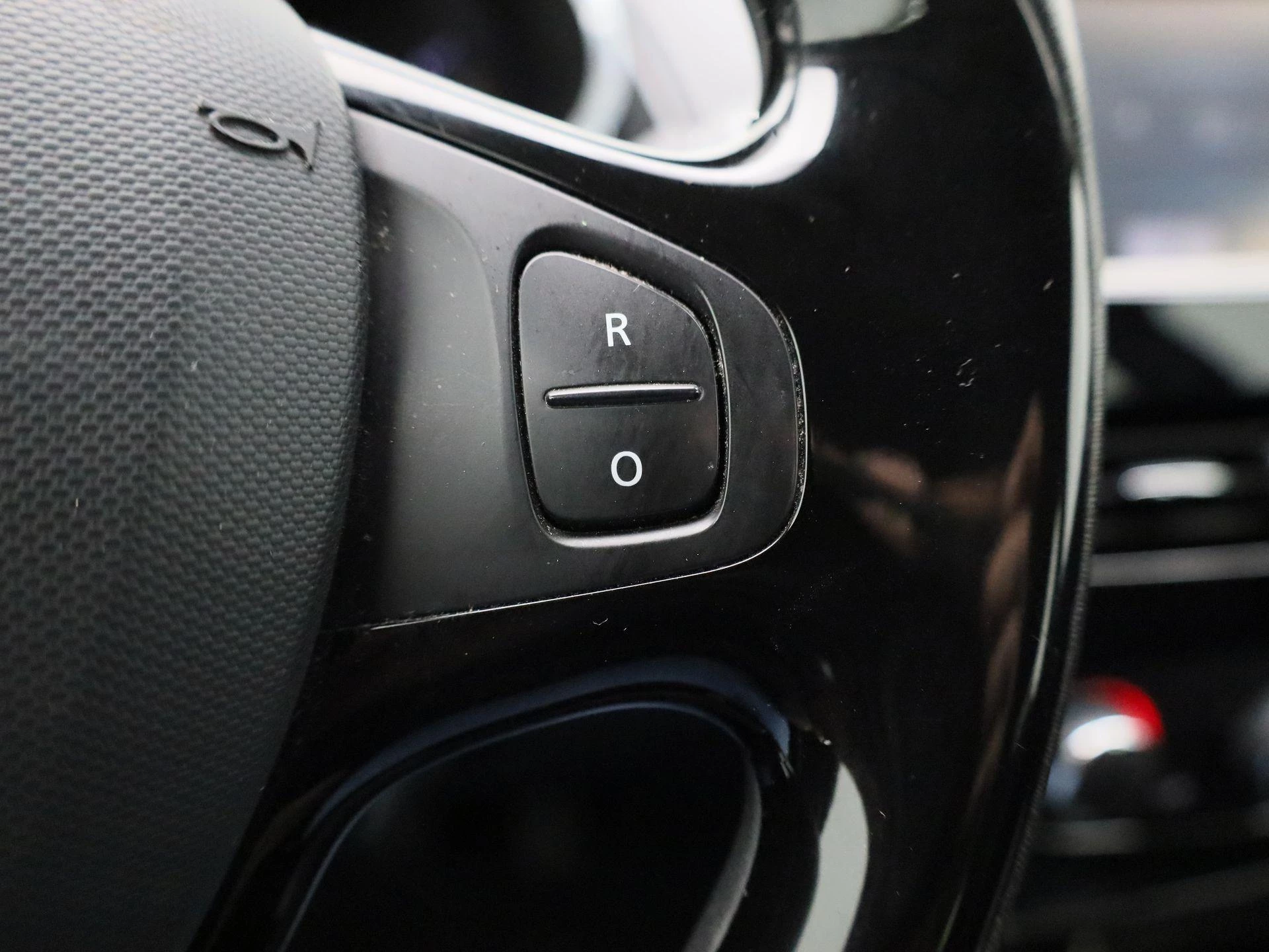 Renault-Clio-image-15