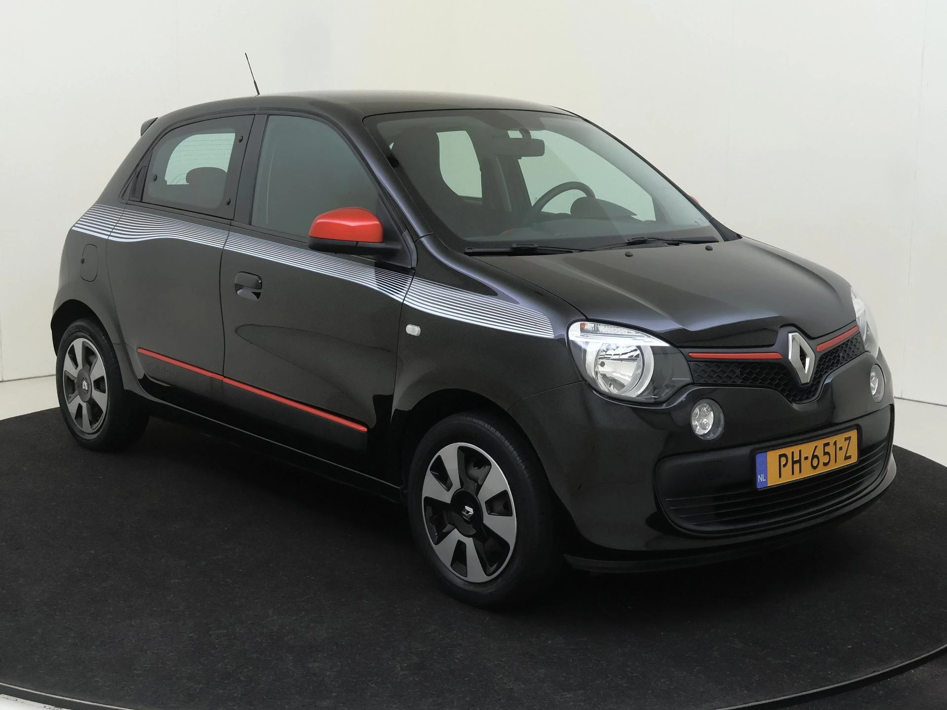 Renault-Twingo-image-1