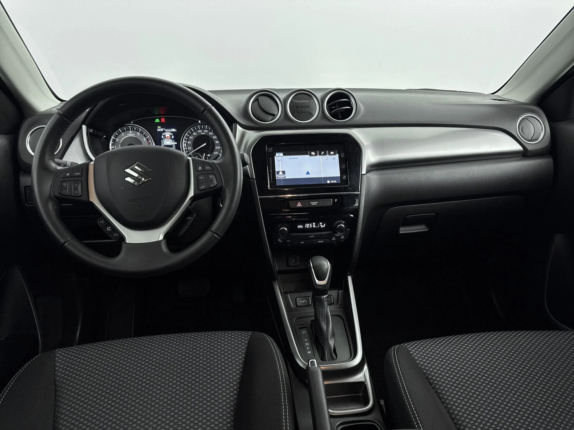 Suzuki-Vitara-image-18
