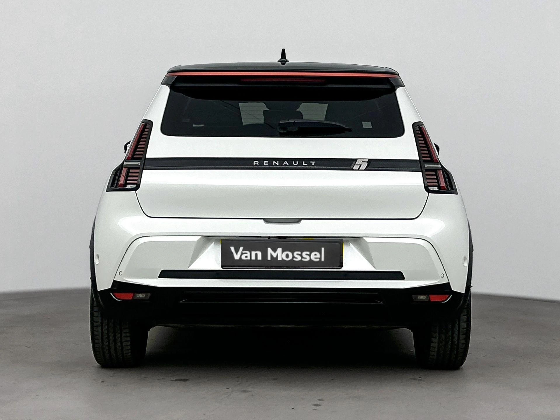 Renault-5-image-1