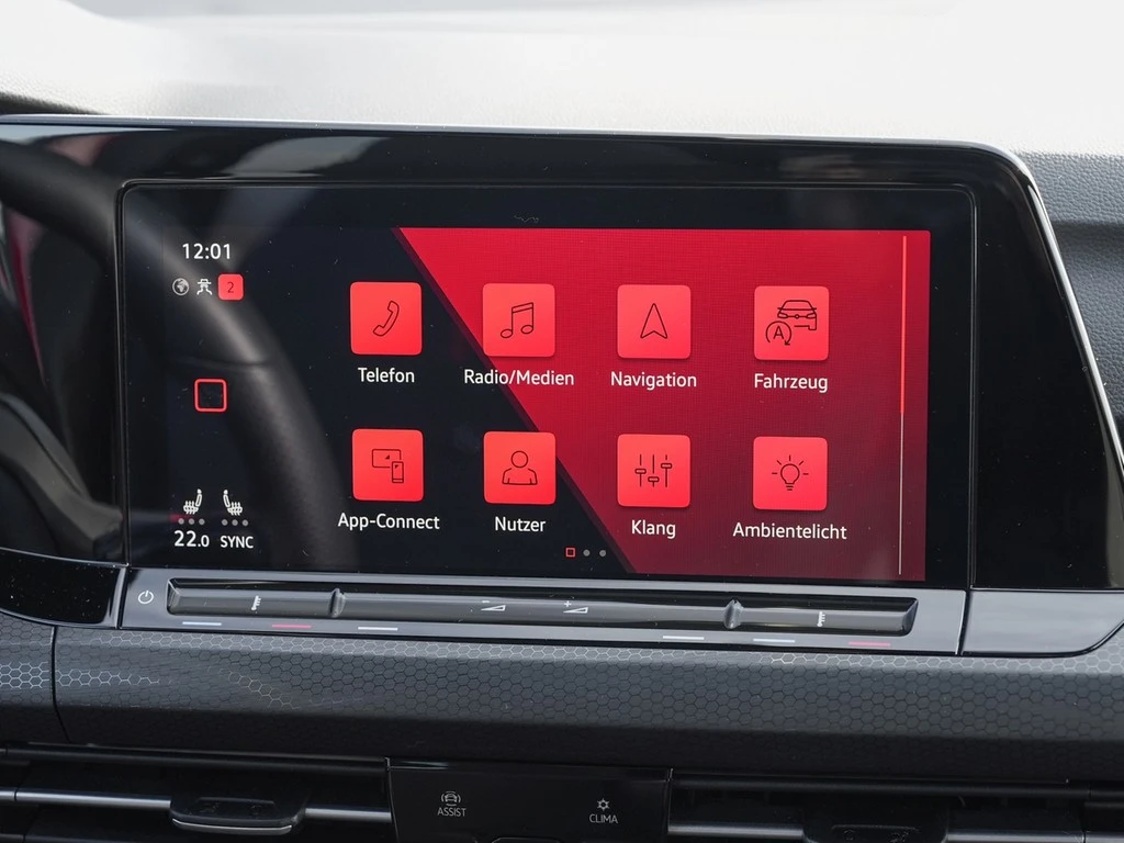 Volkswagen-Golf-image-12