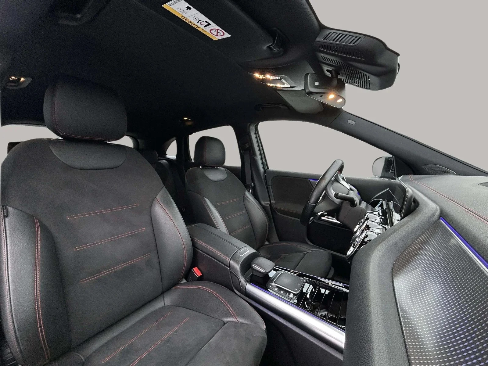 Mercedes-Benz-EQA-image-11