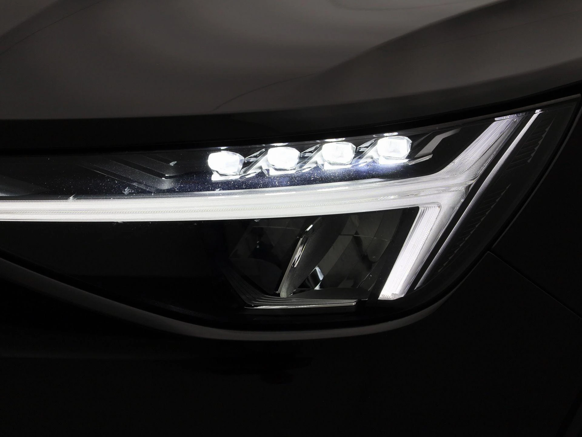 Volvo-XC40-image-15