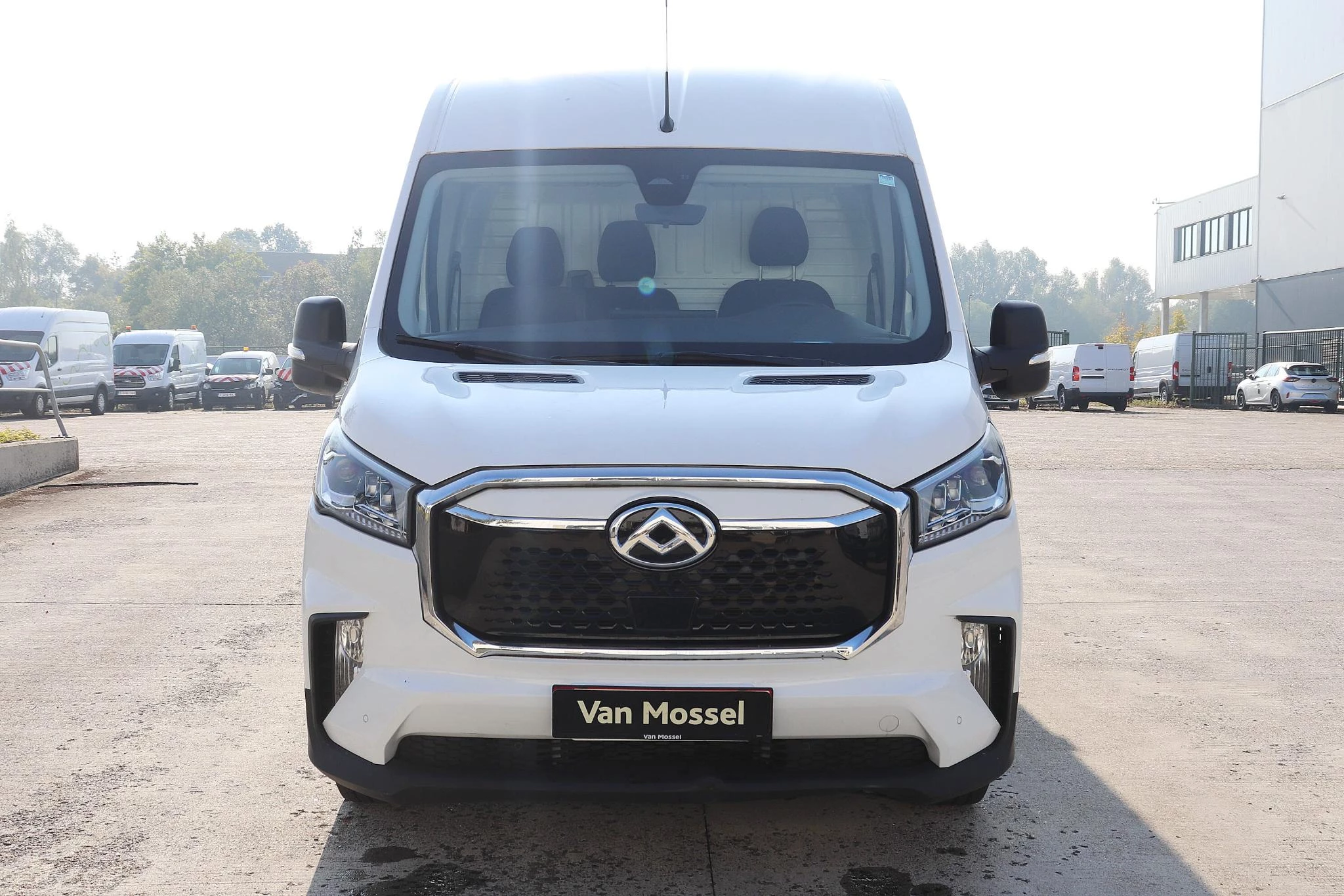 Maxus Deliver9 2.0 Diesel CIT 120kW L3H2 FWD 3.5T Lux.