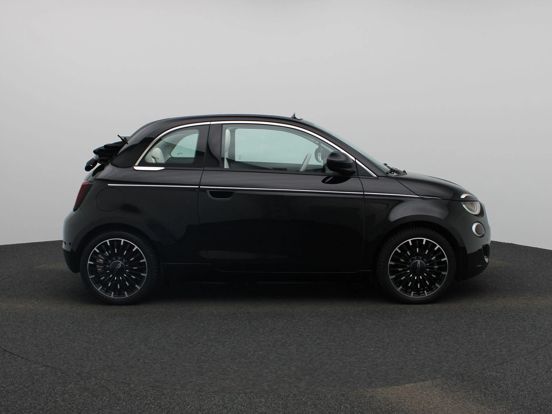 Fiat-500e-image-5