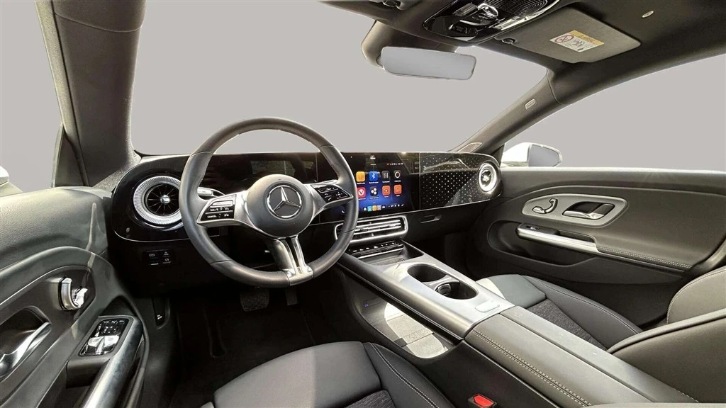 Mercedes-Benz-CLA-image-11