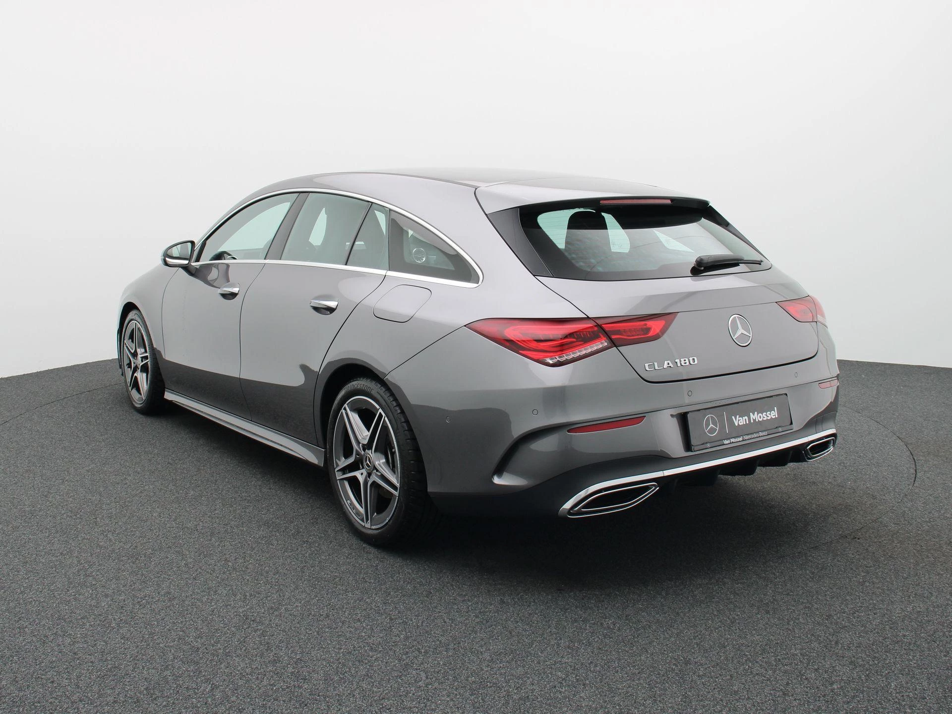 Mercedes-Benz CLA 180 AMG Line SHOOTING BRAKE