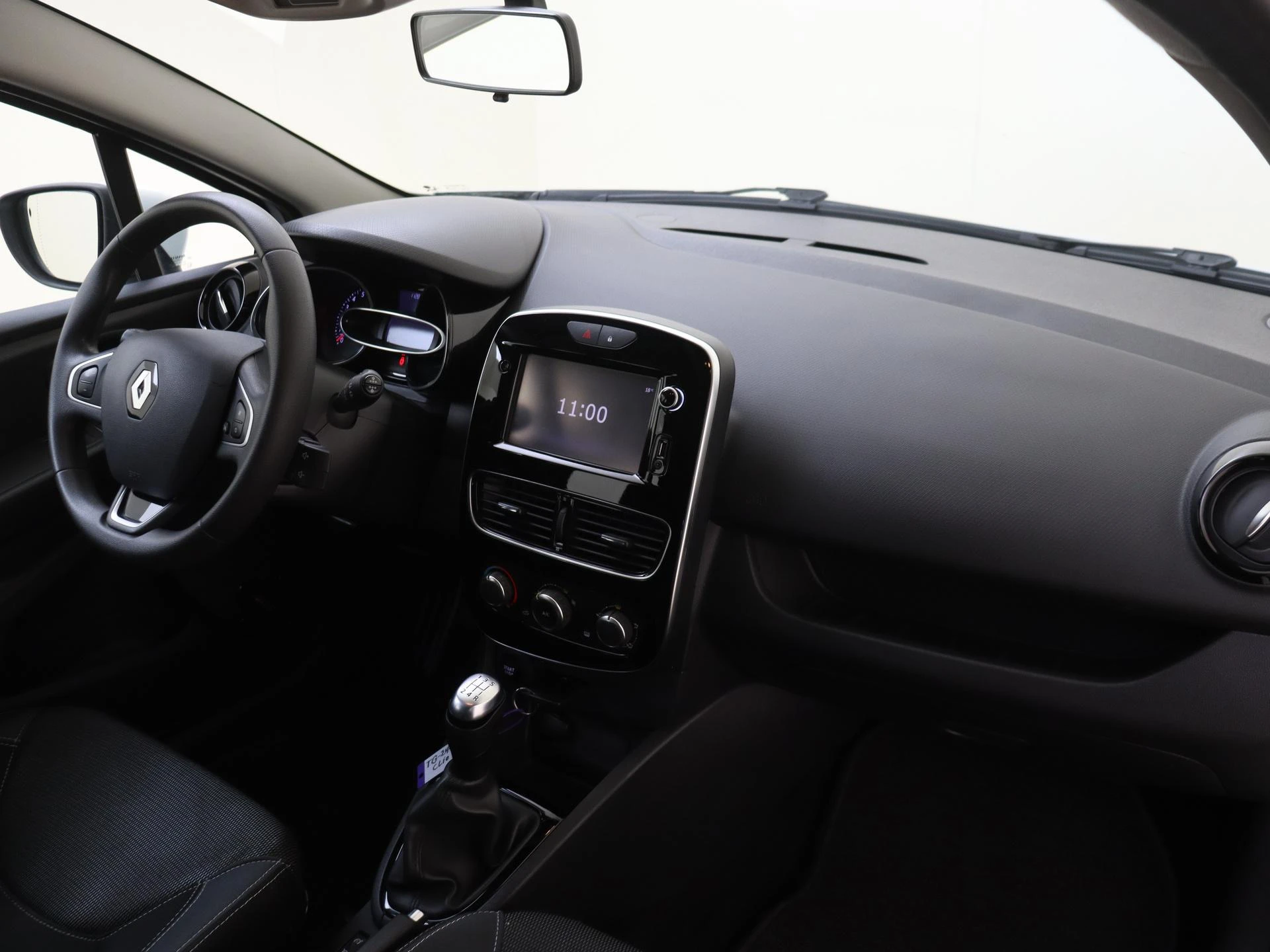 Renault-Clio-image-4