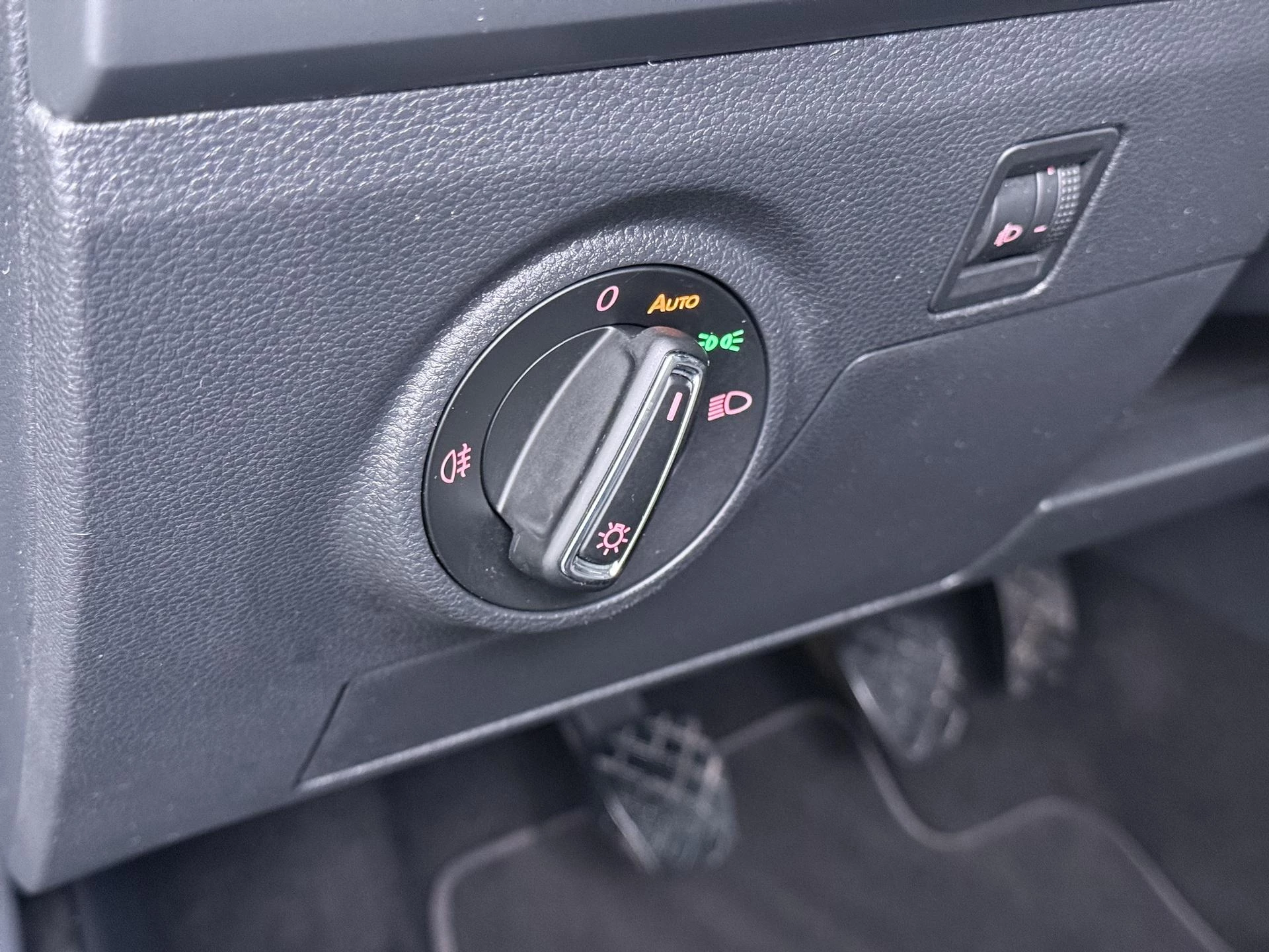 SEAT-Ibiza-image-12