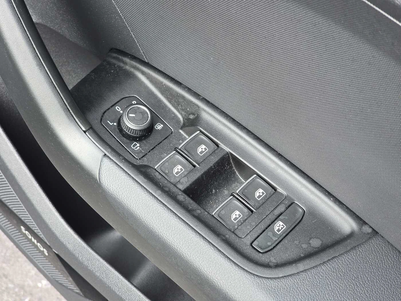Audi-A1 Sportback-image-36