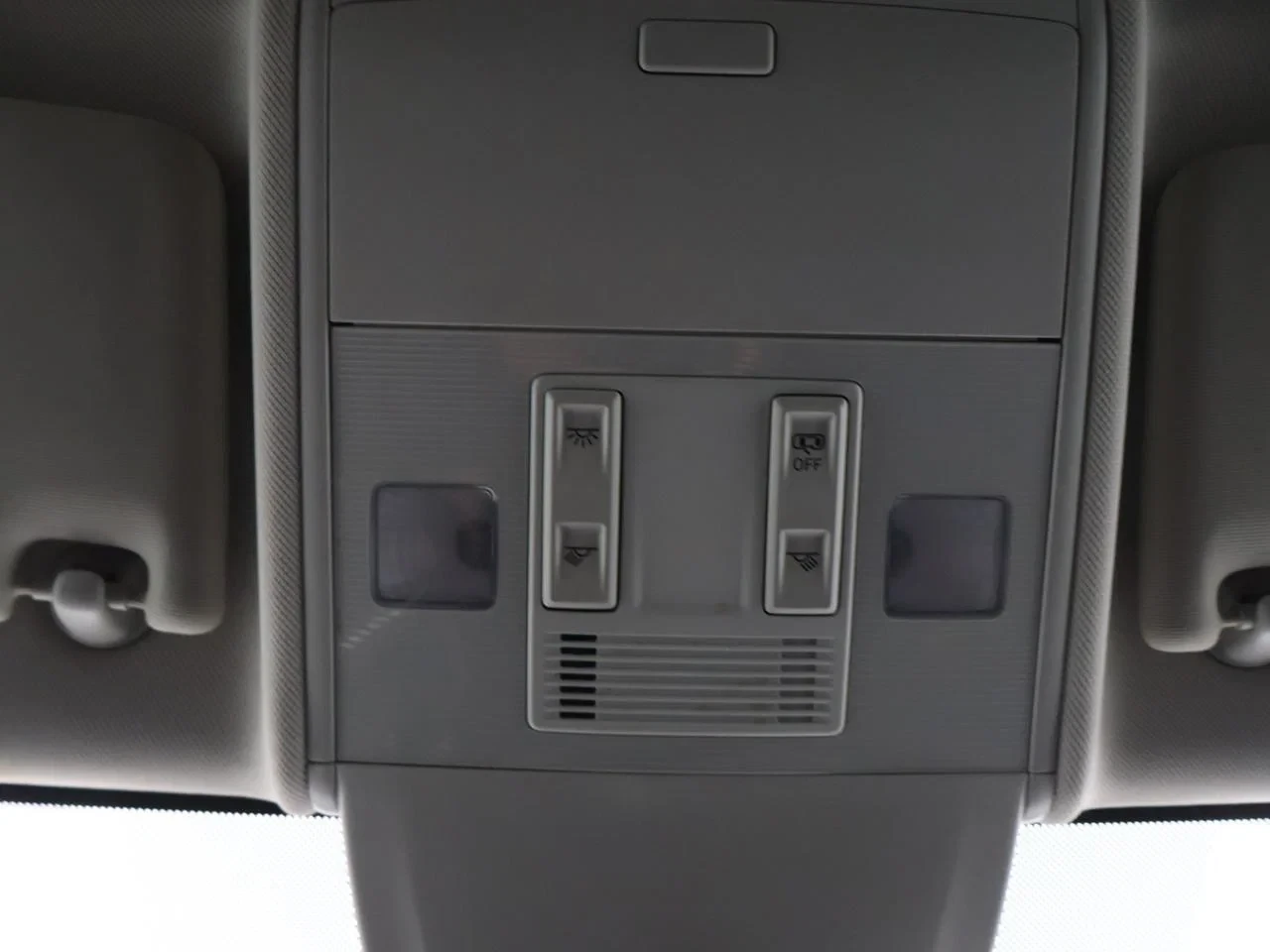 Volkswagen-Polo-image-23