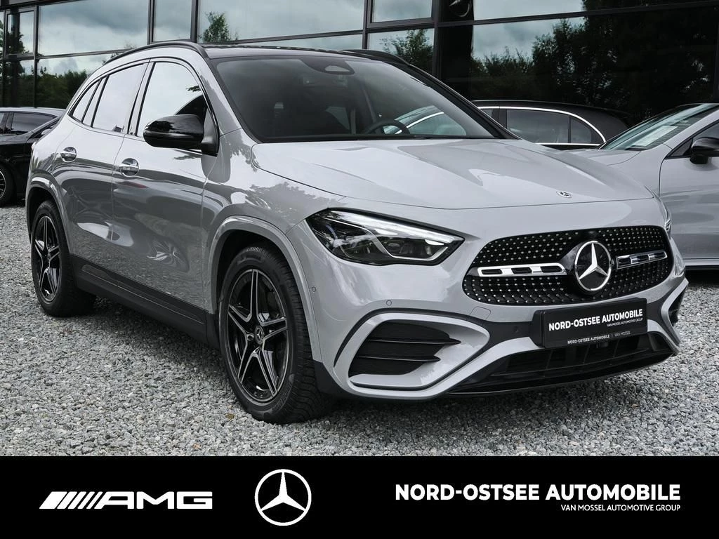 Mercedes-Benz GLA 200 AMG ADVANCED+ KAM PANO MBUX KEYLESS AHK AMG Line
