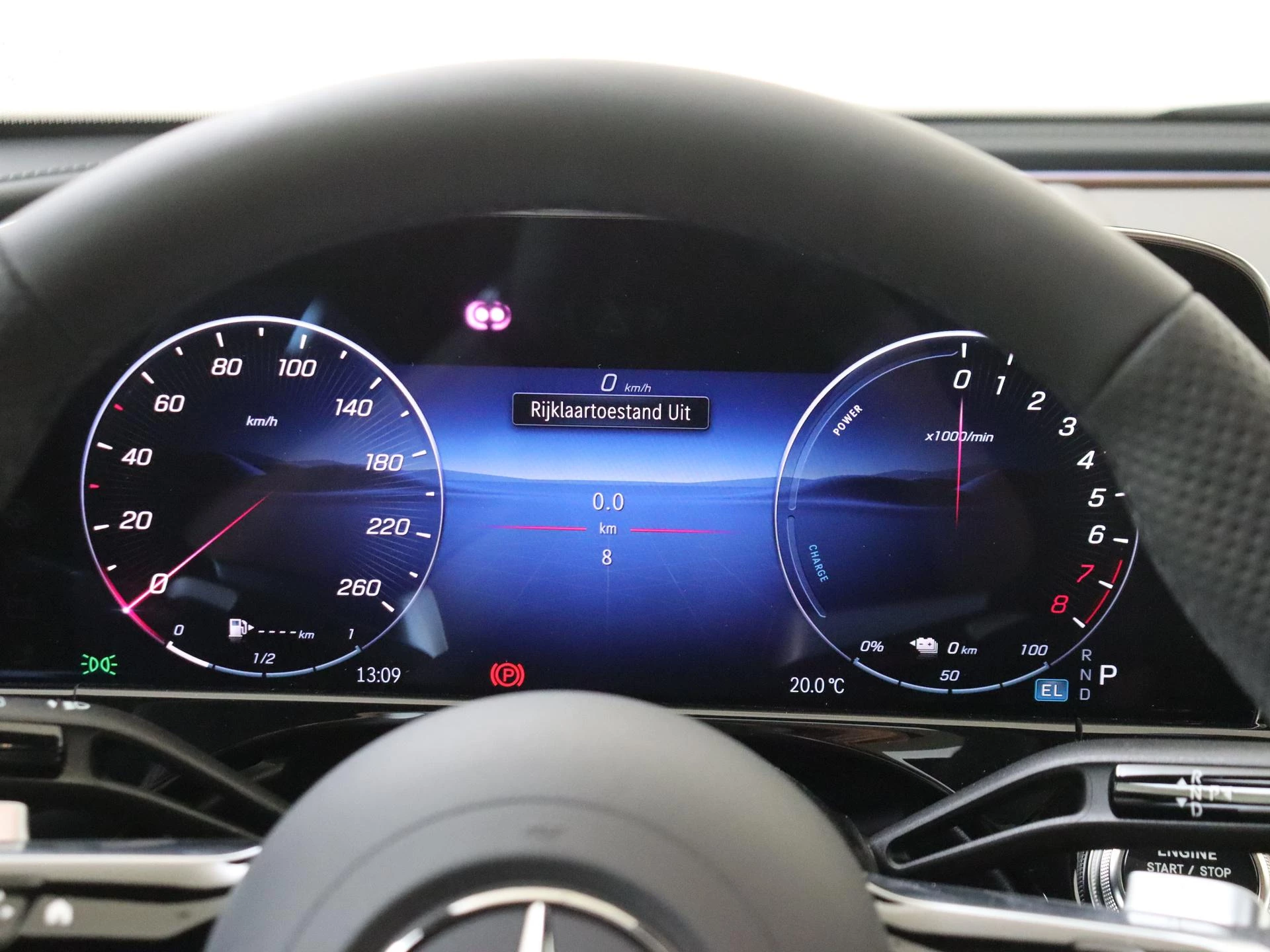 Mercedes-Benz-E-Klasse-image-11