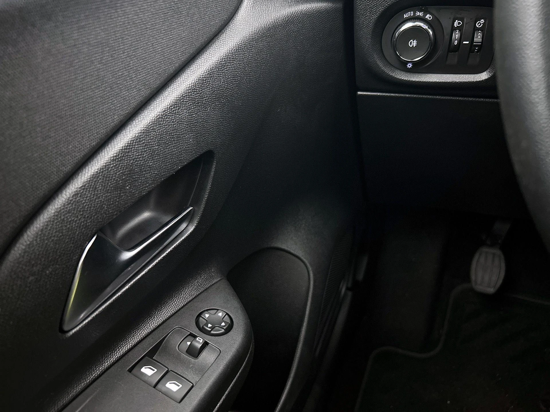 Opel-Corsa-image-29
