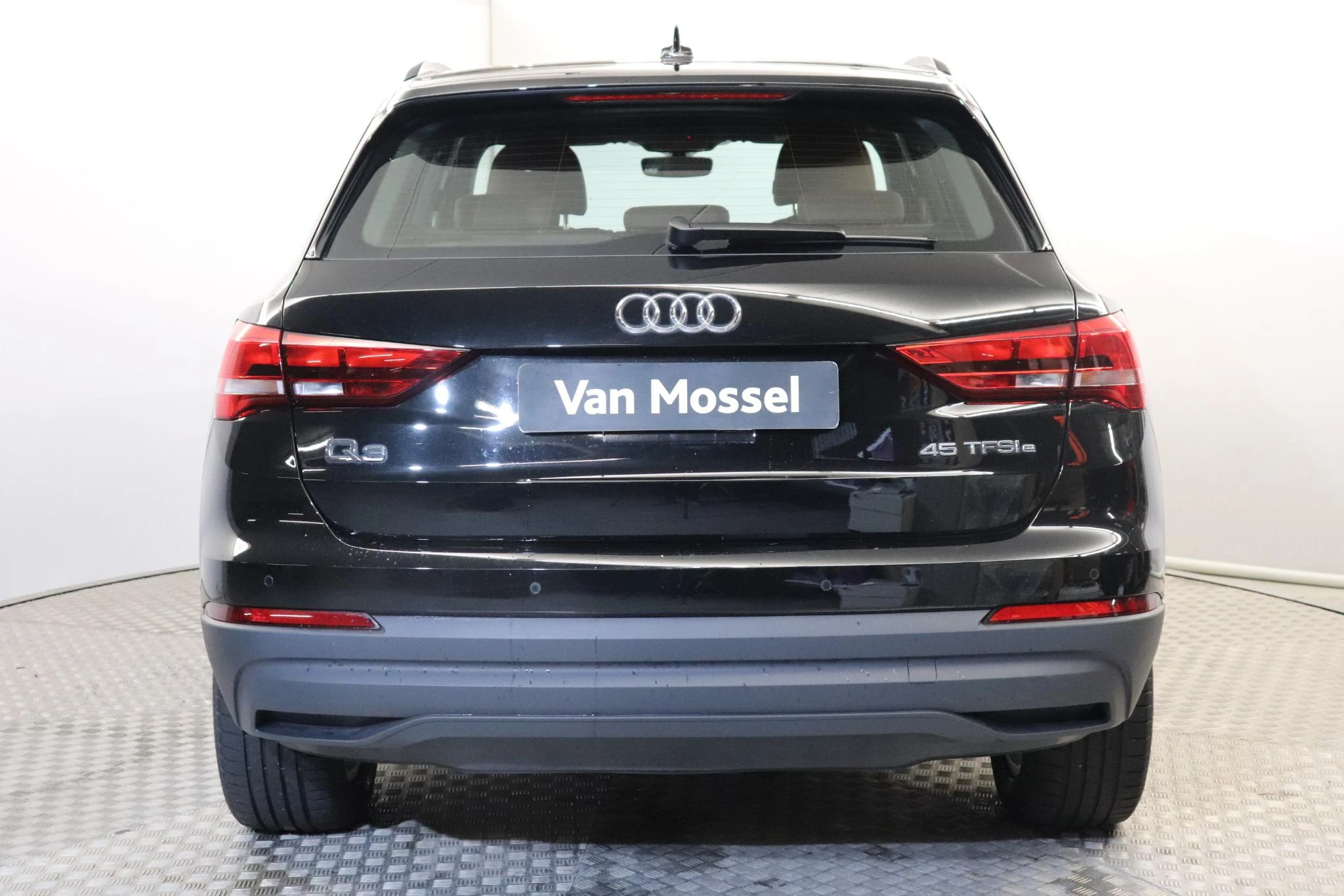 Audi-Q3-image-2