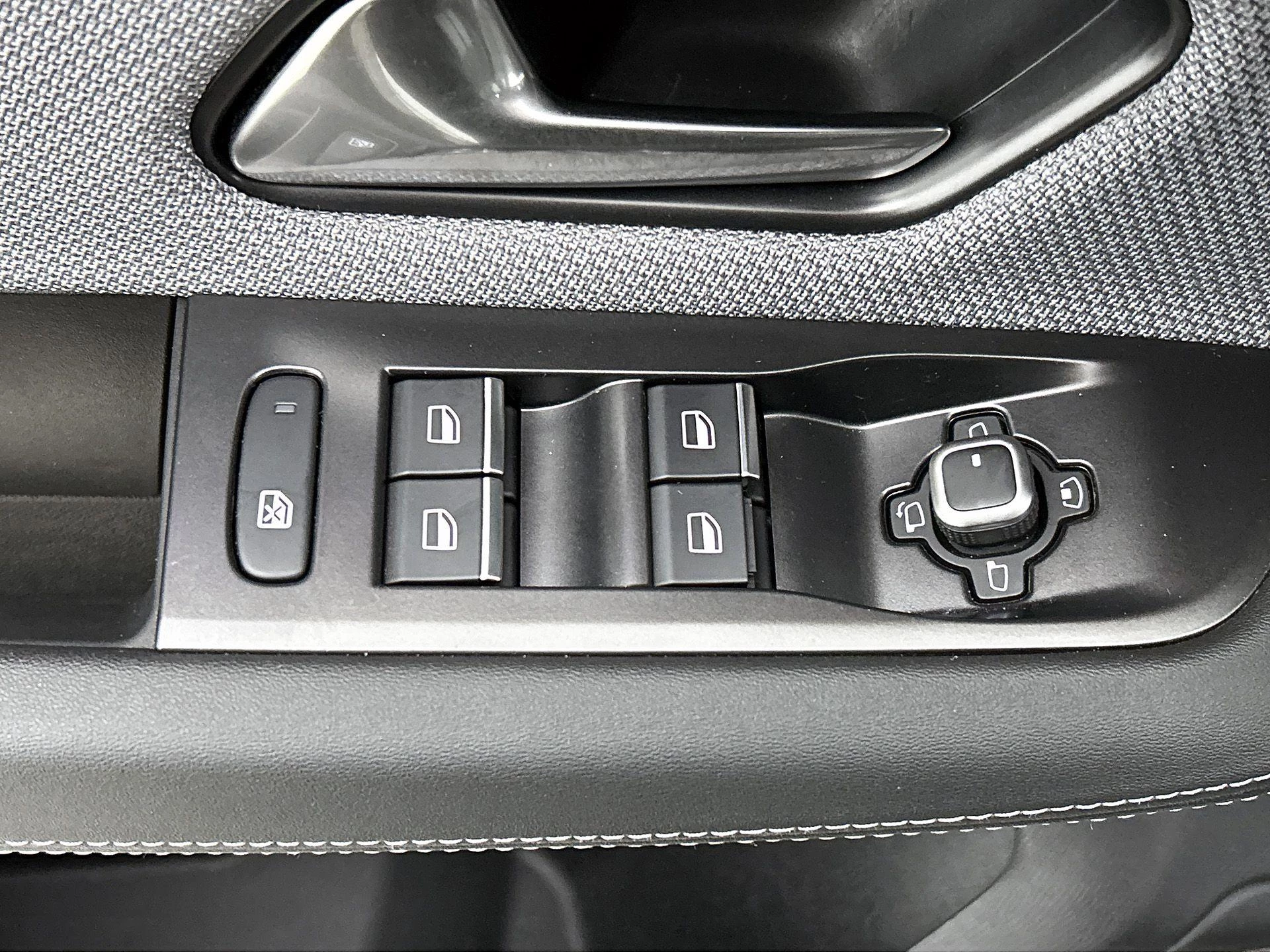Opel-Grandland-image-34