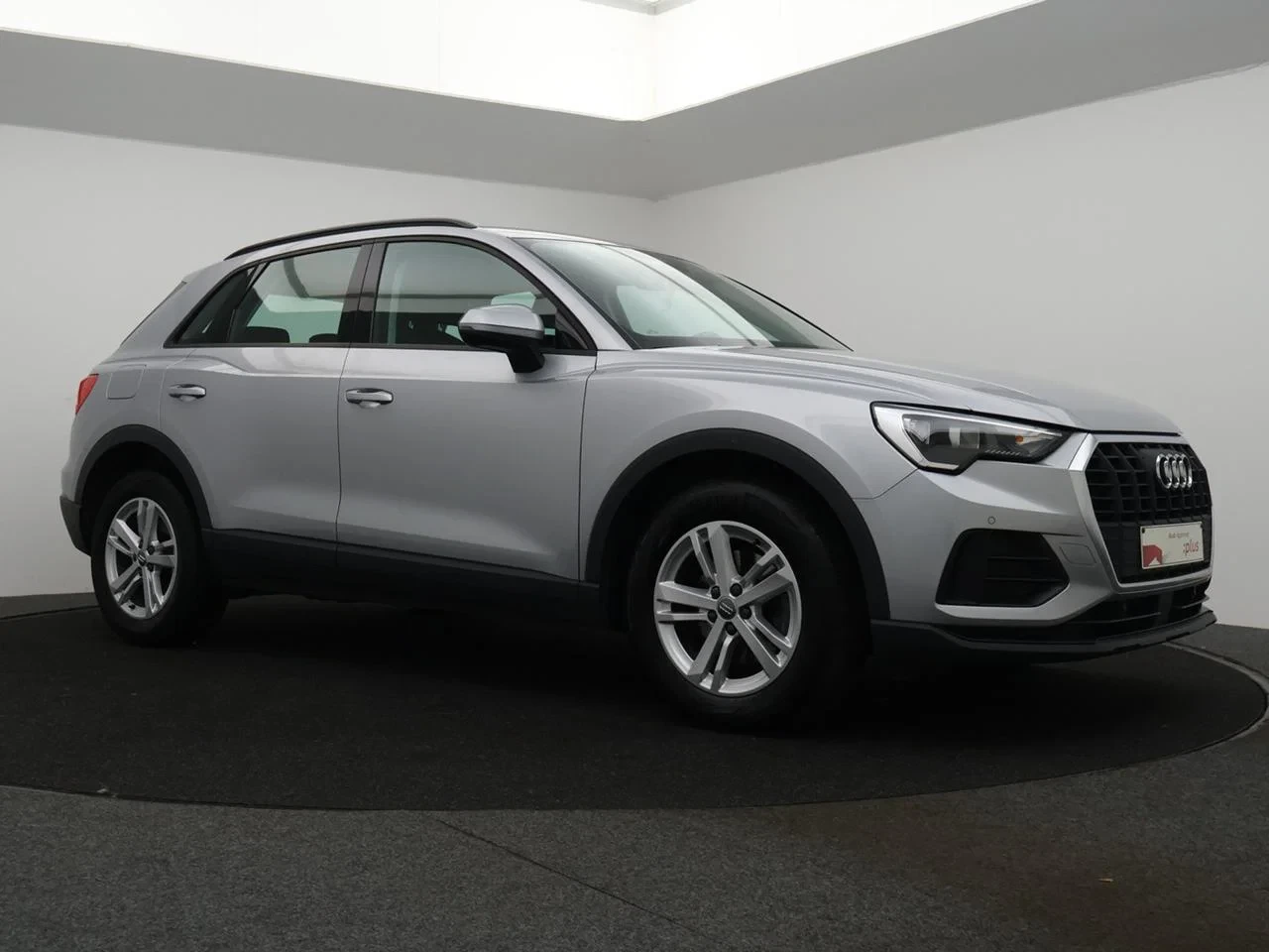 Audi-Q3-image-5