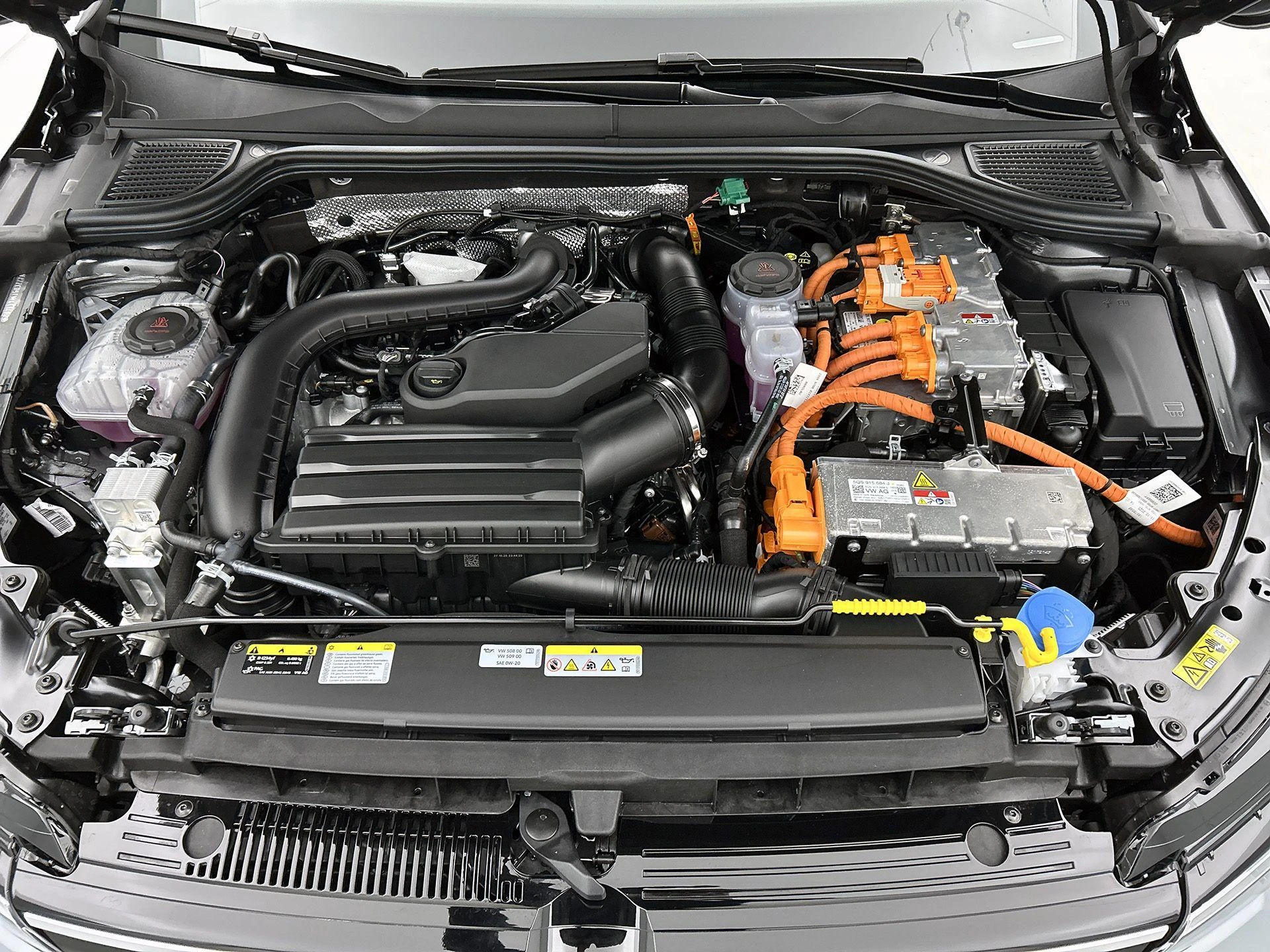 Volkswagen Golf - 30