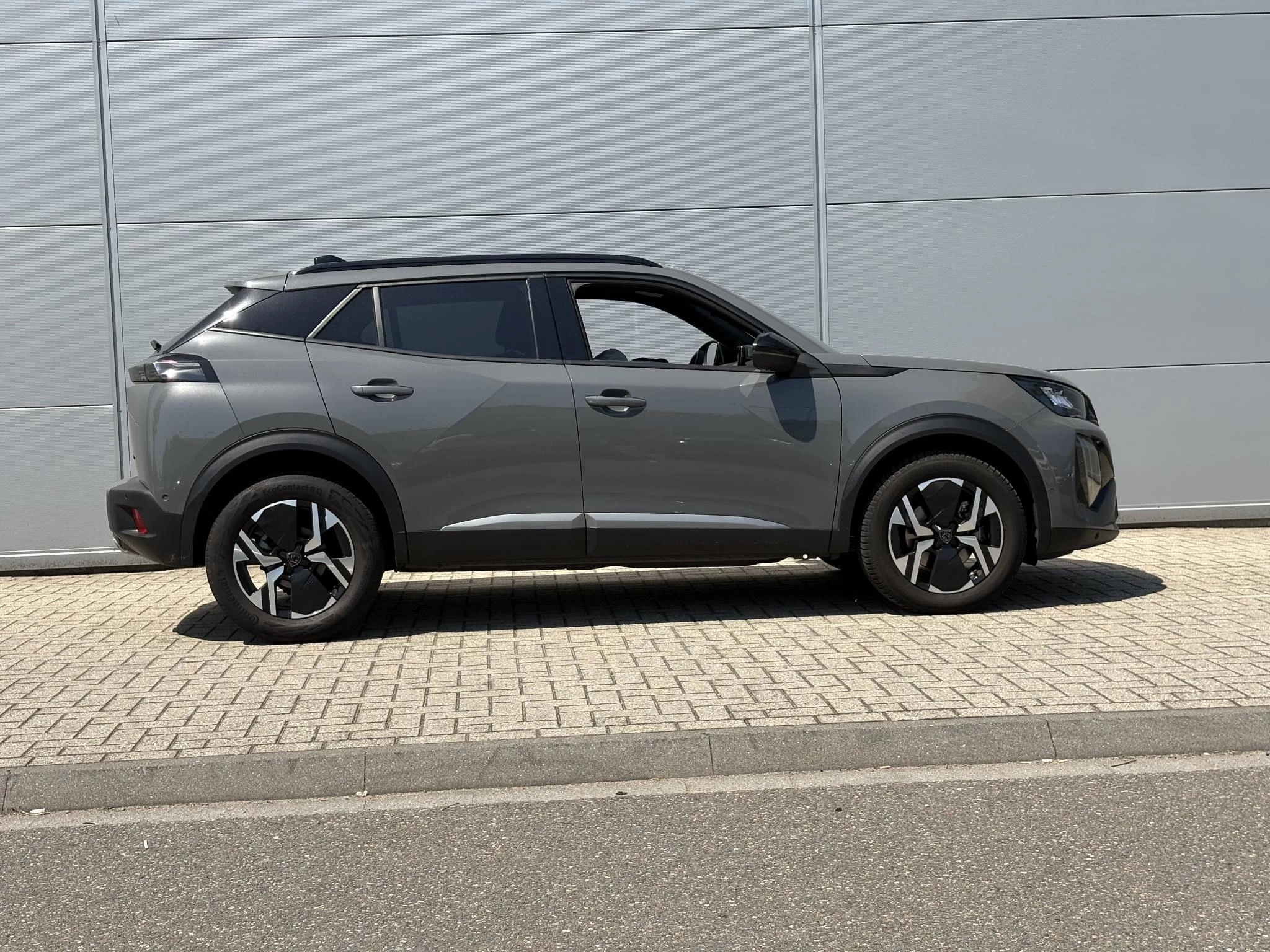Peugeot 2008 1.2 Hybrid 136 Allure