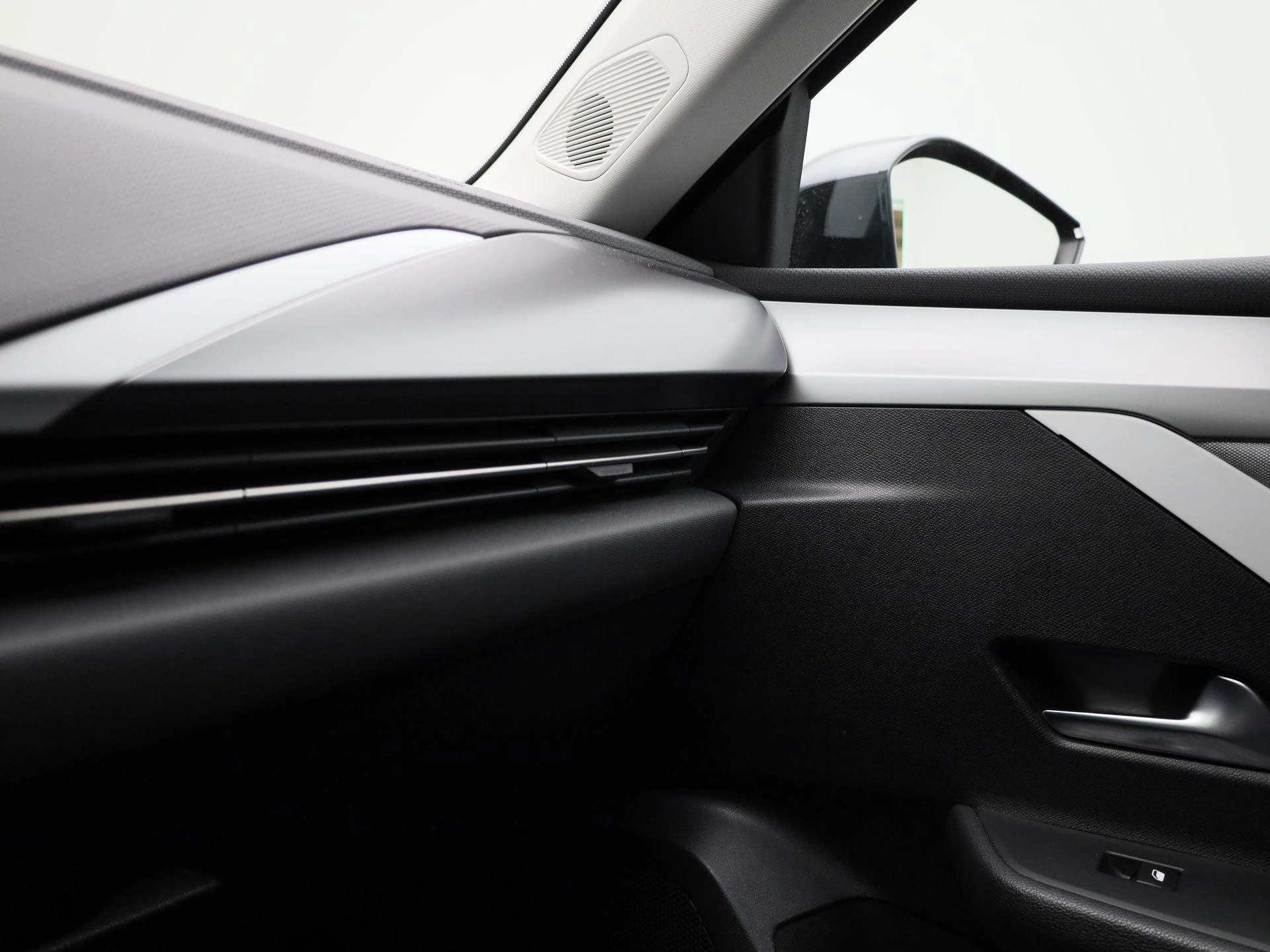 Opel-Astra-image-21