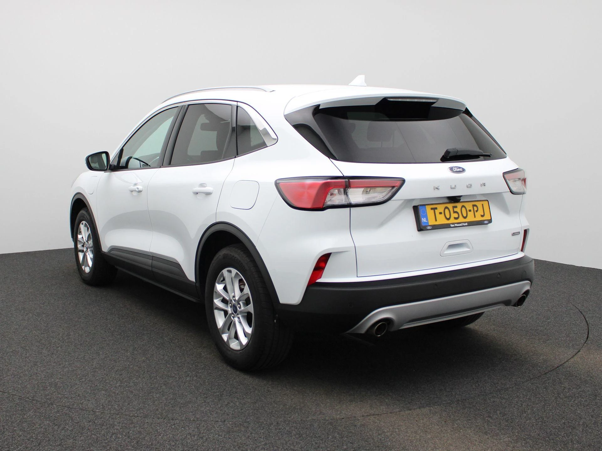 Ford-Kuga-image-2